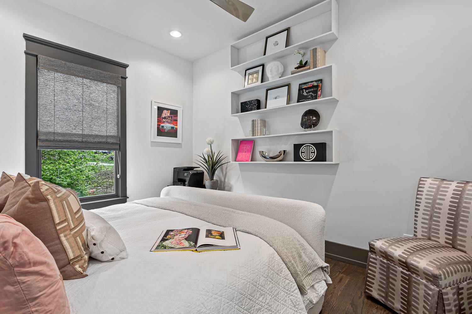 2206 White Ave Unit: A
