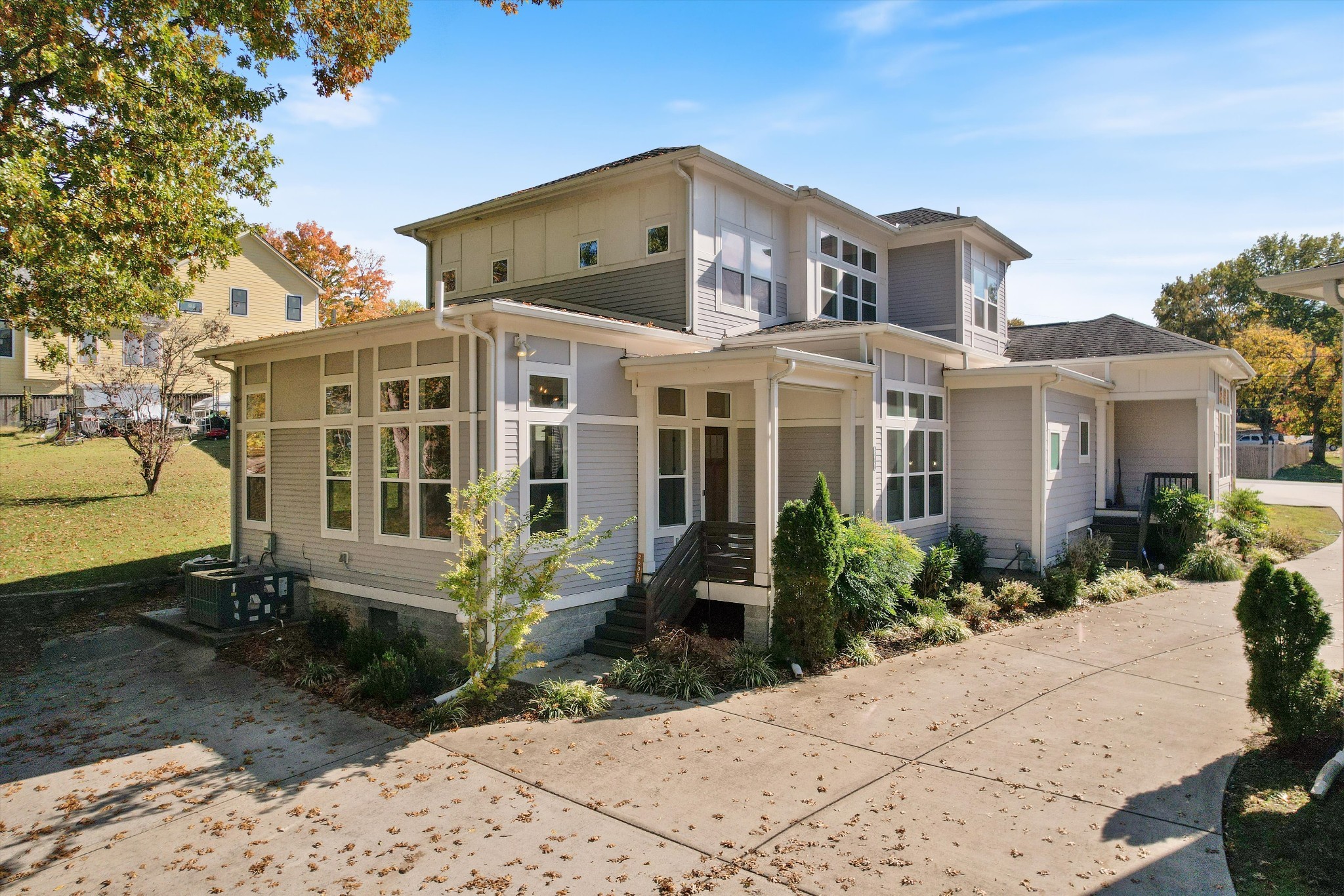 2605D Traughber Dr
