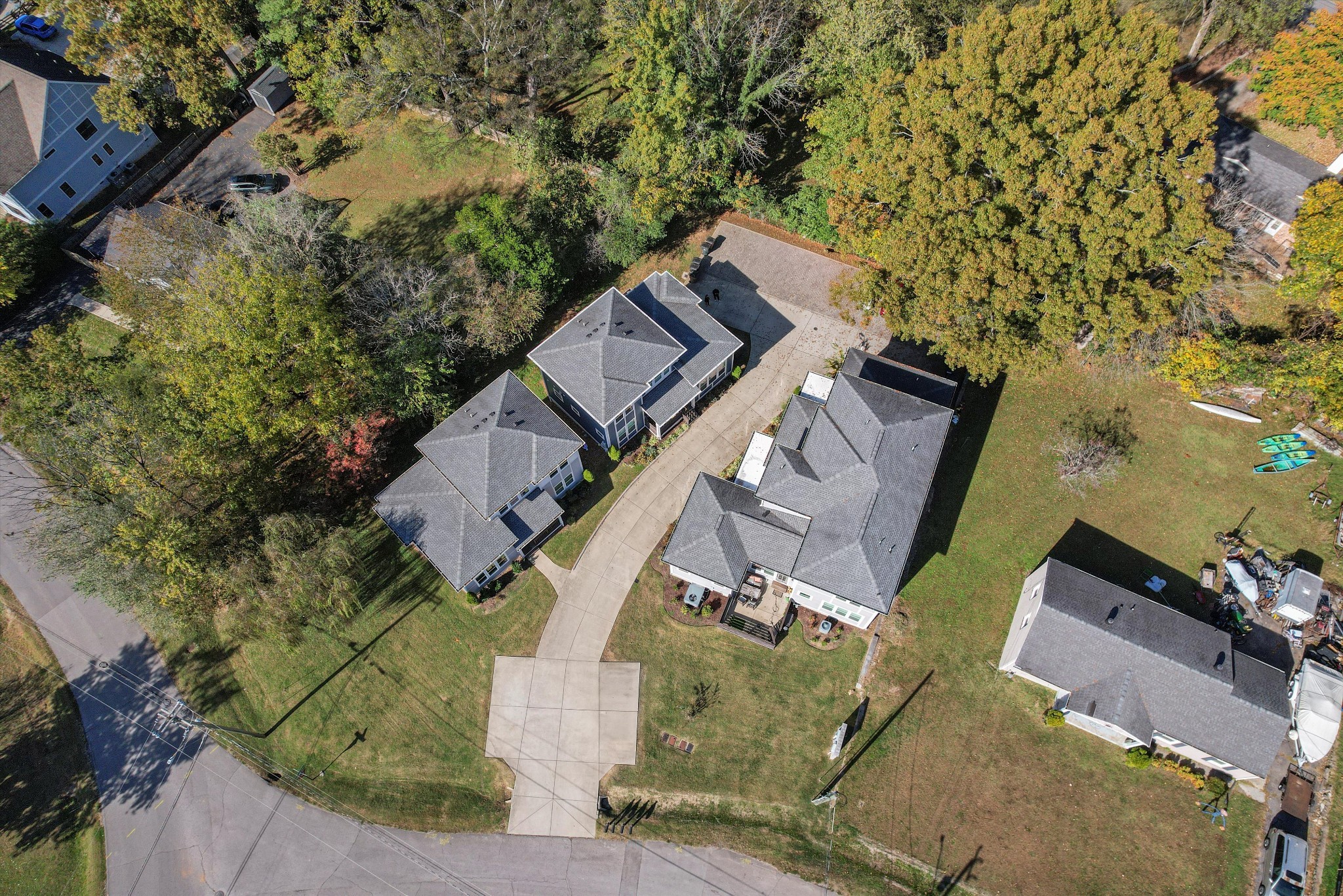 2605D Traughber Dr