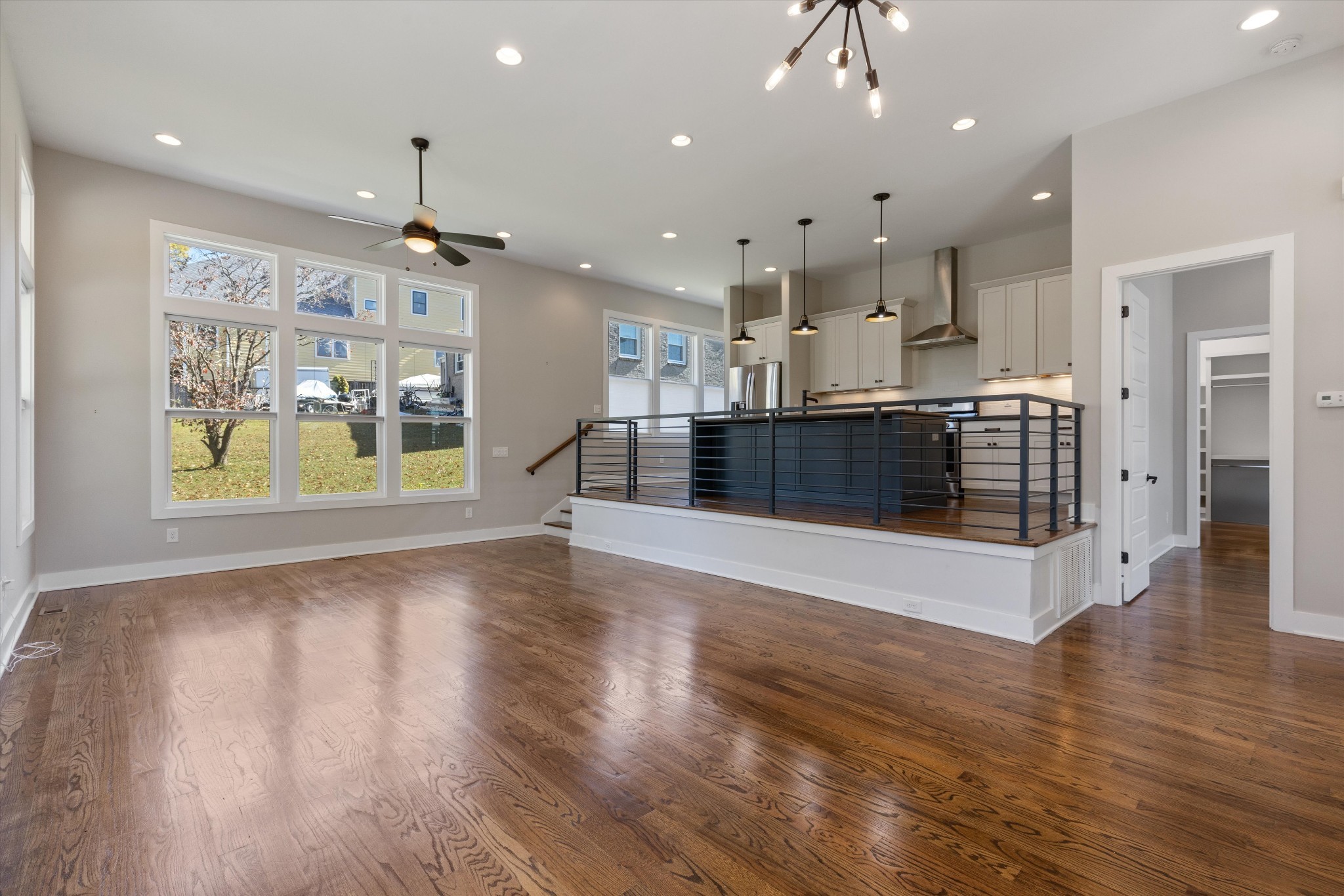 2605D Traughber Dr