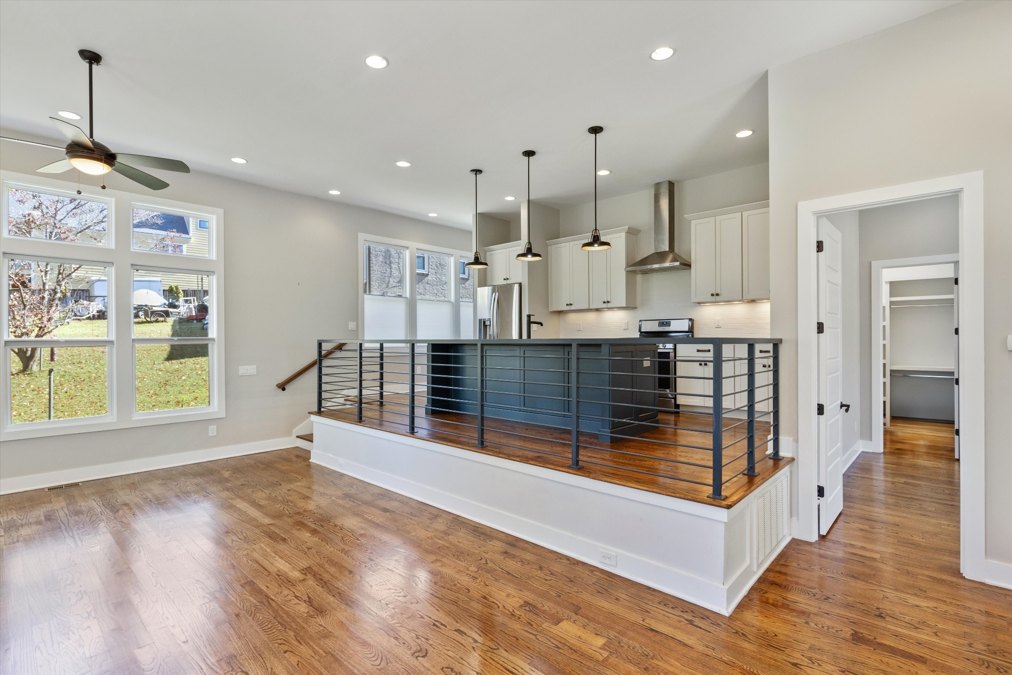 2605D Traughber Dr