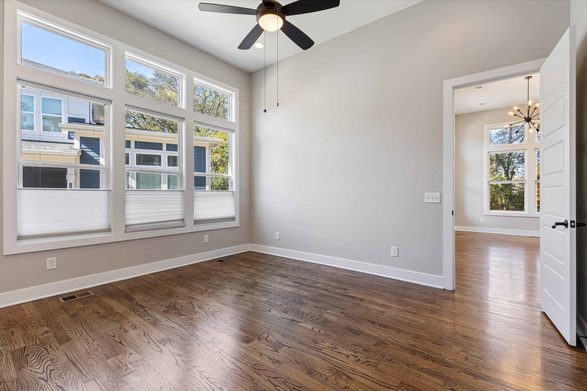 2605D Traughber Dr