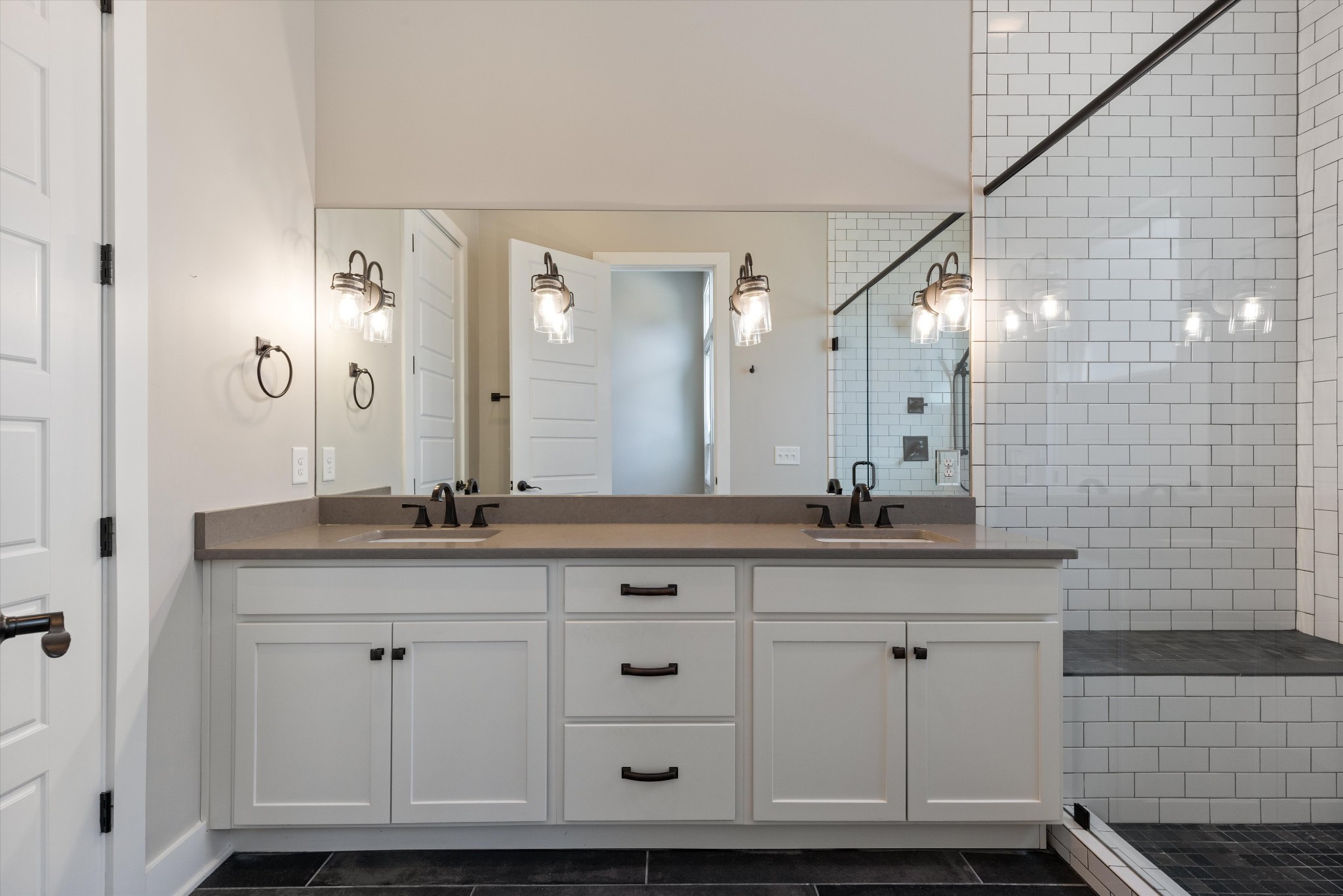 2605D Traughber Dr