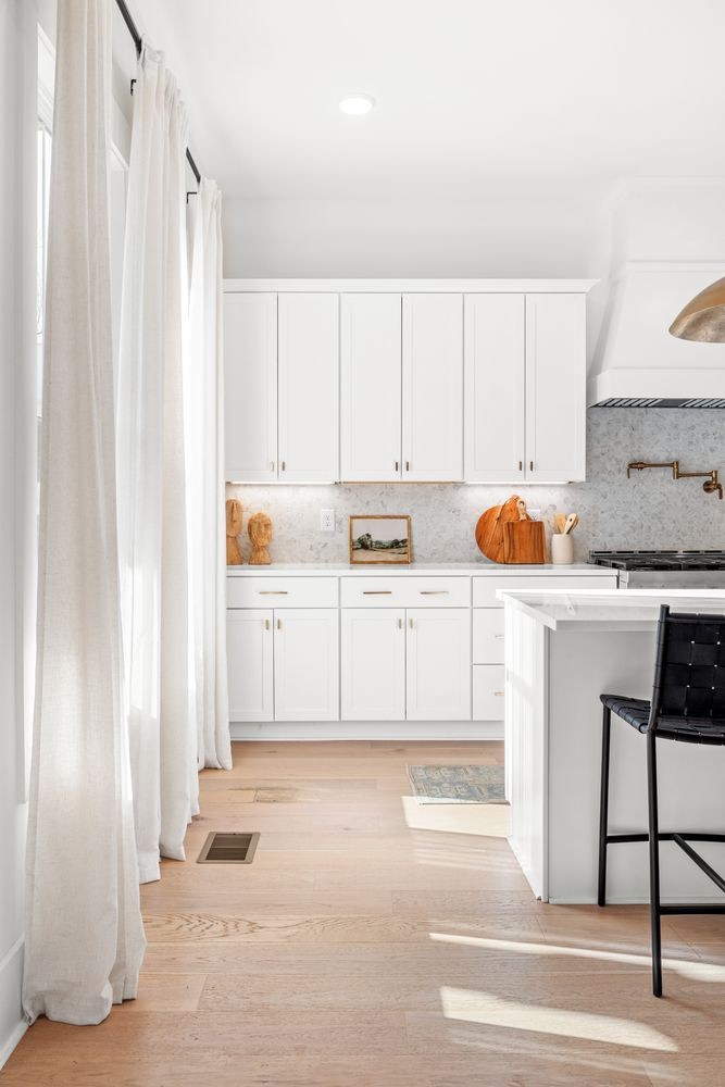 2420 Eastland Ave Unit: A