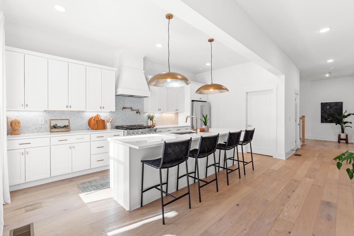 2420 Eastland Ave Unit: A