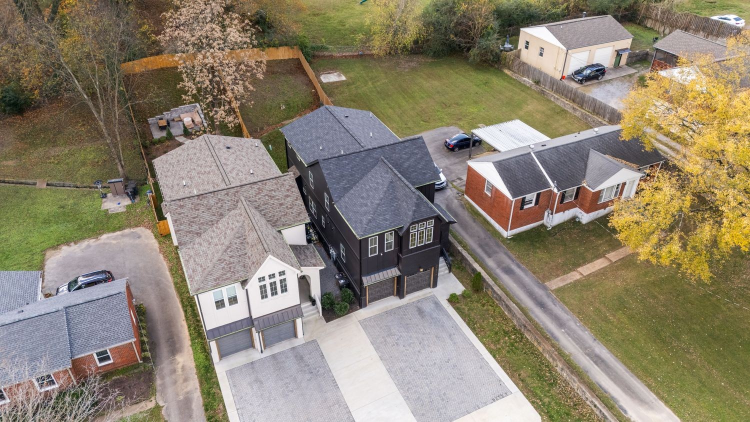 2420 Eastland Ave Unit: A