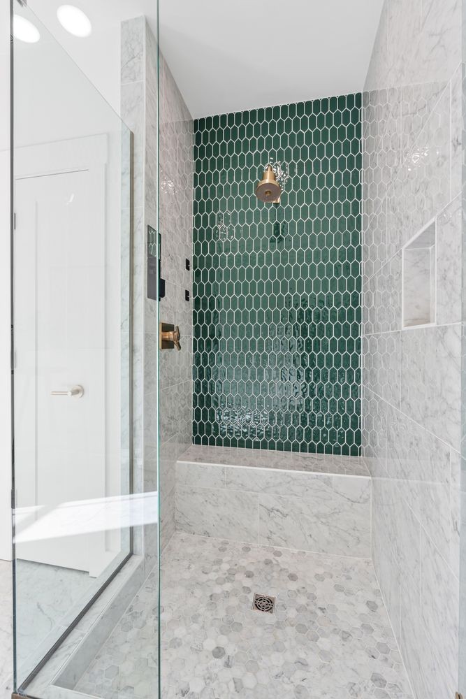 2420 Eastland Ave Unit: A