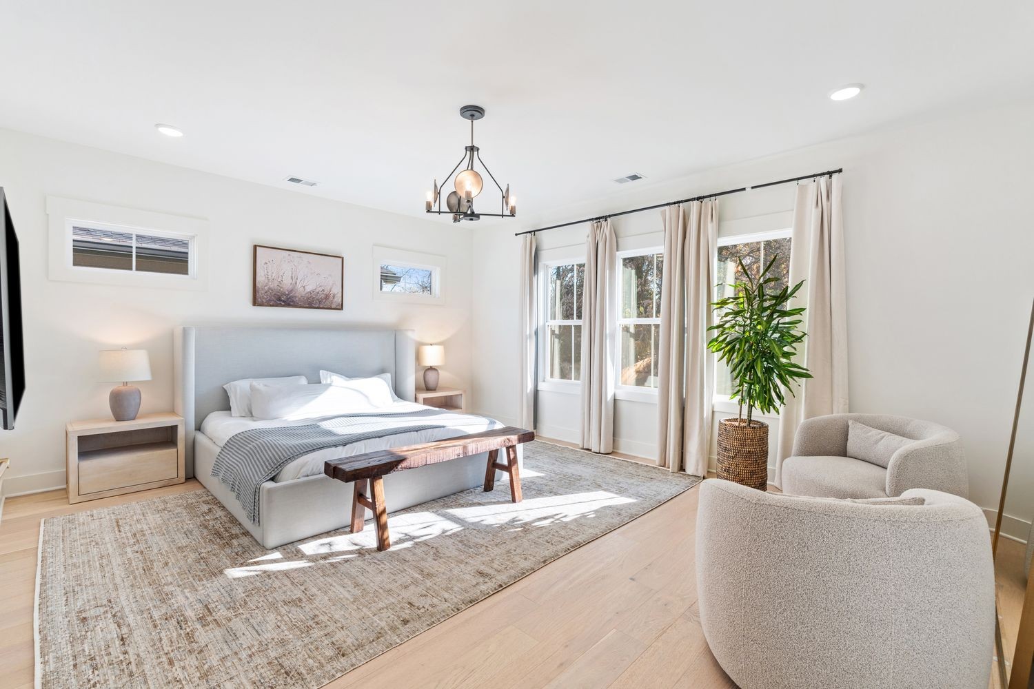 2420 Eastland Ave Unit: A