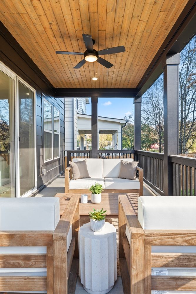 2420 Eastland Ave Unit: A