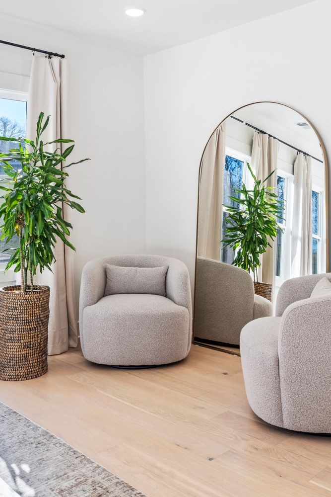 2420 Eastland Ave Unit: A