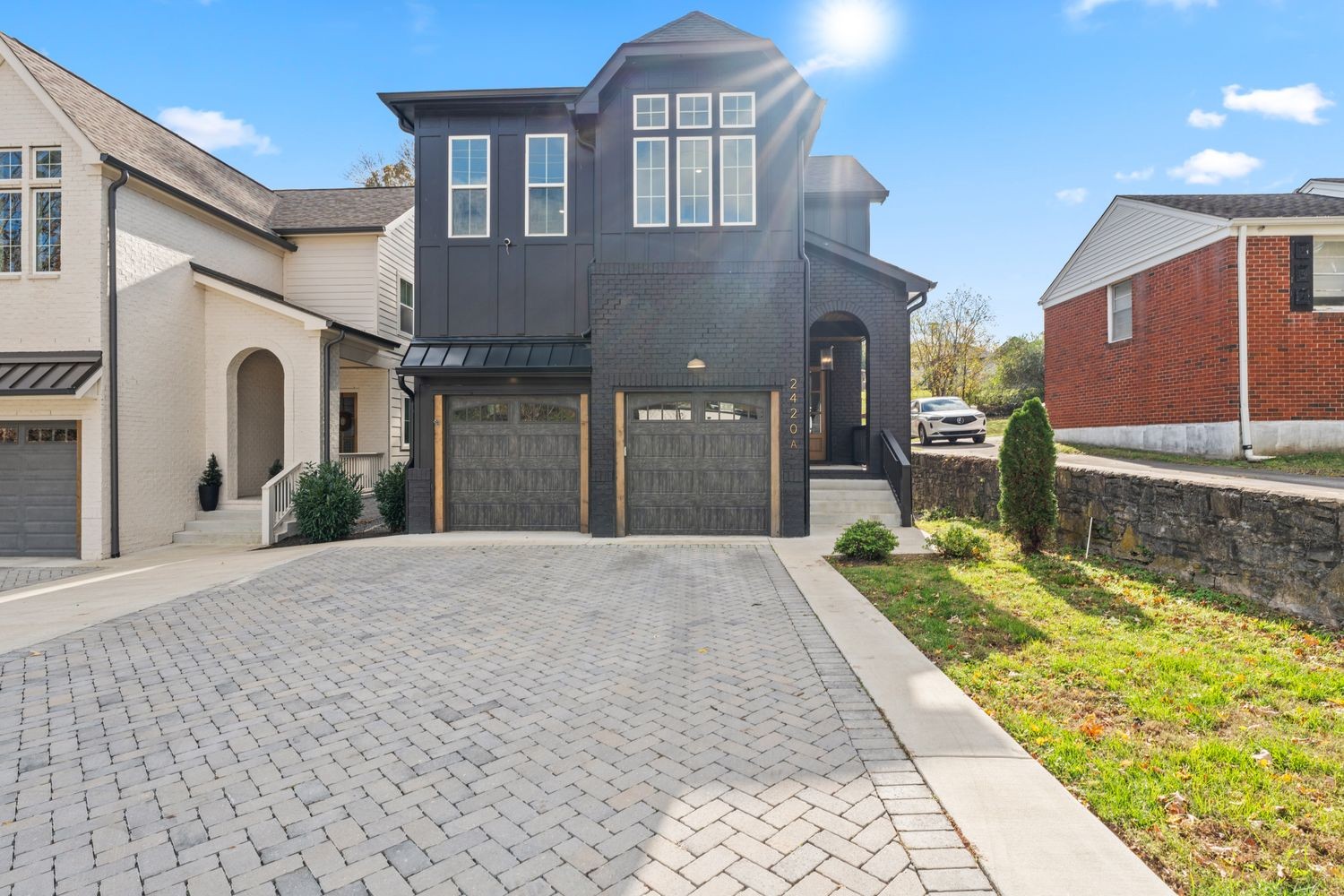 2420 Eastland Ave Unit: A