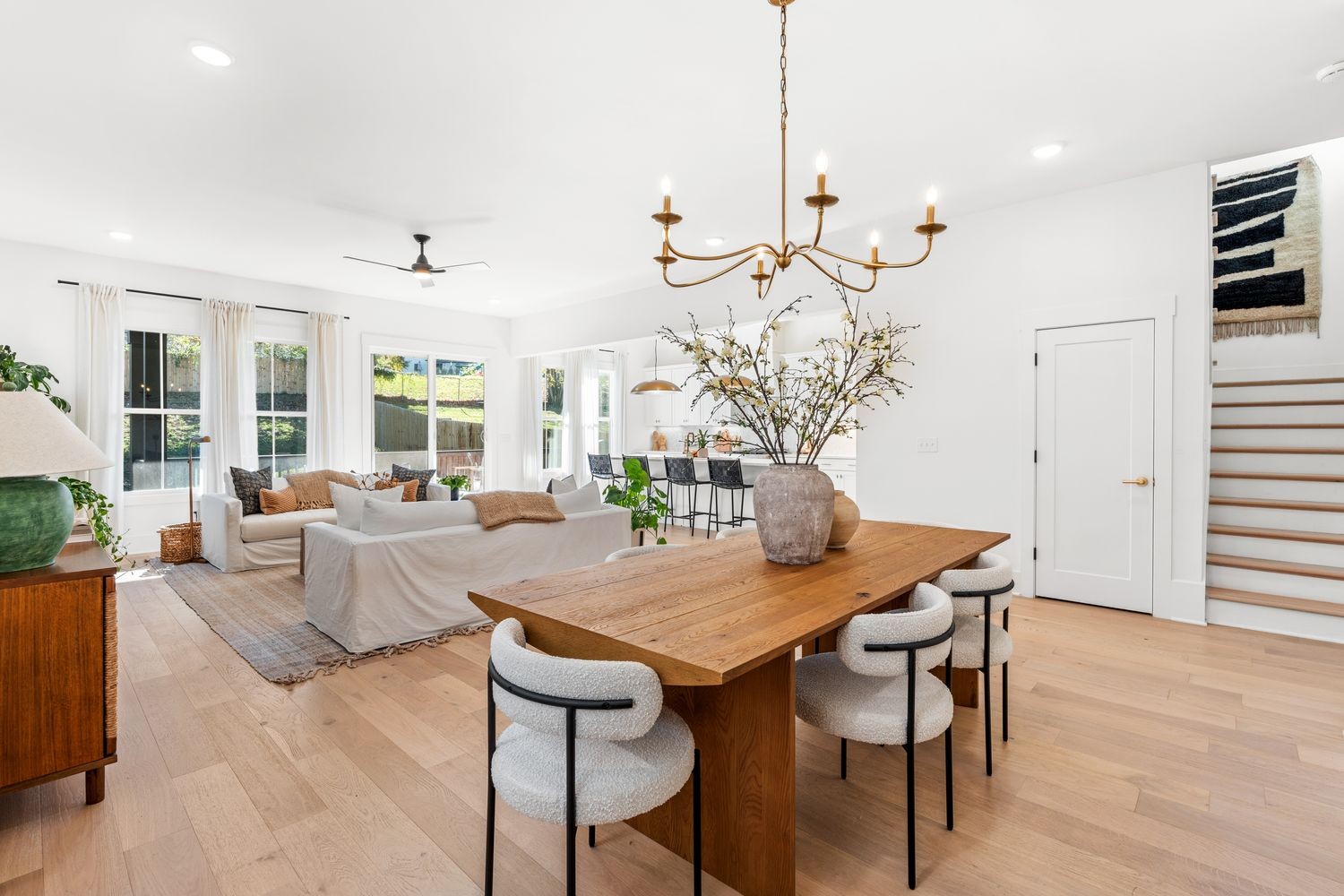 2420 Eastland Ave Unit: A