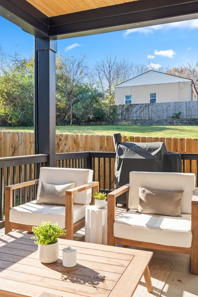 2420 Eastland Ave Unit: A