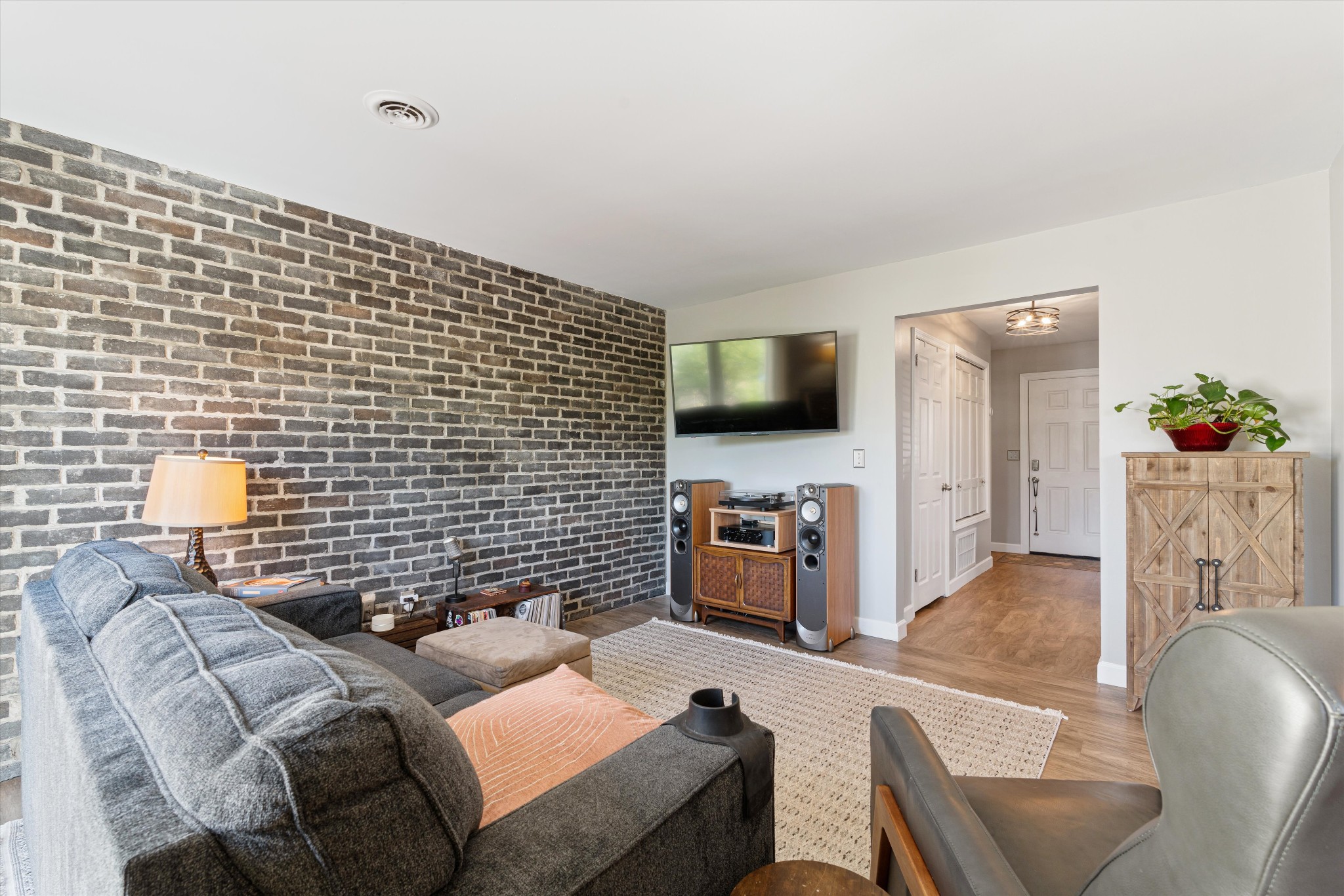 629 Longhunter Ct