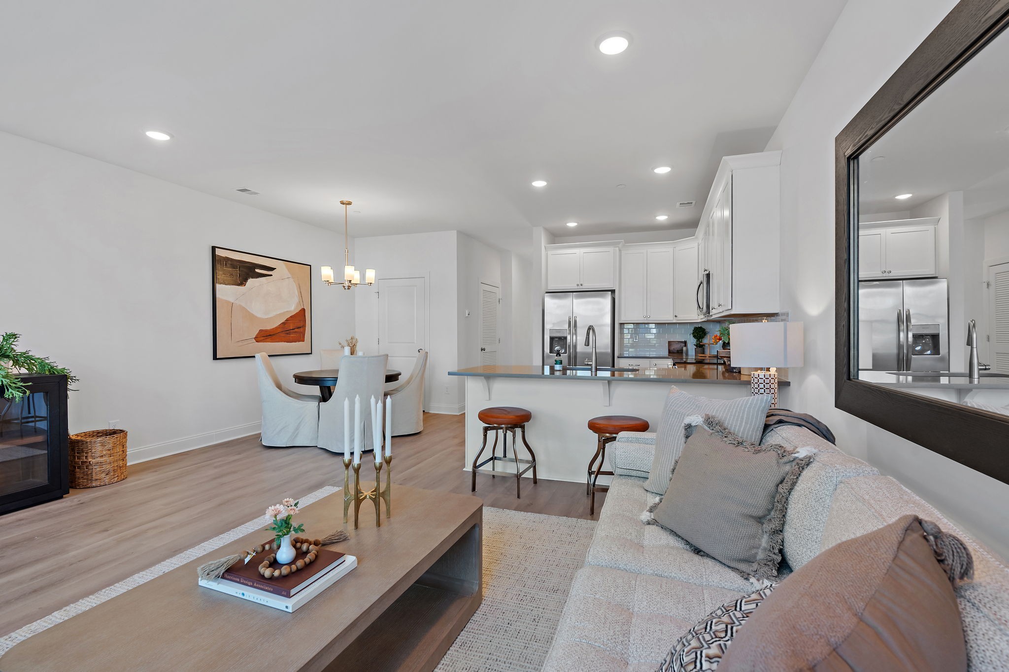 482 Portsdale Dr Unit: 4
