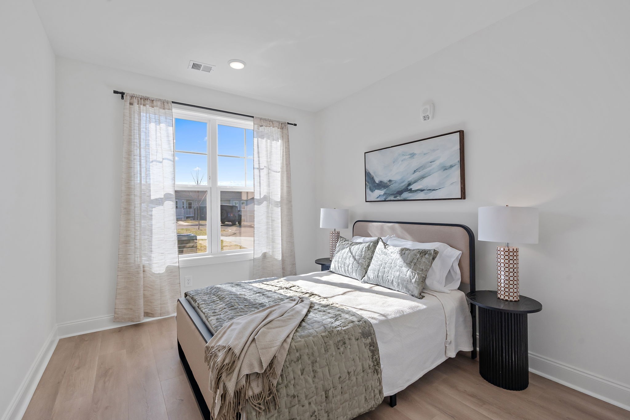482 Portsdale Dr Unit: 4