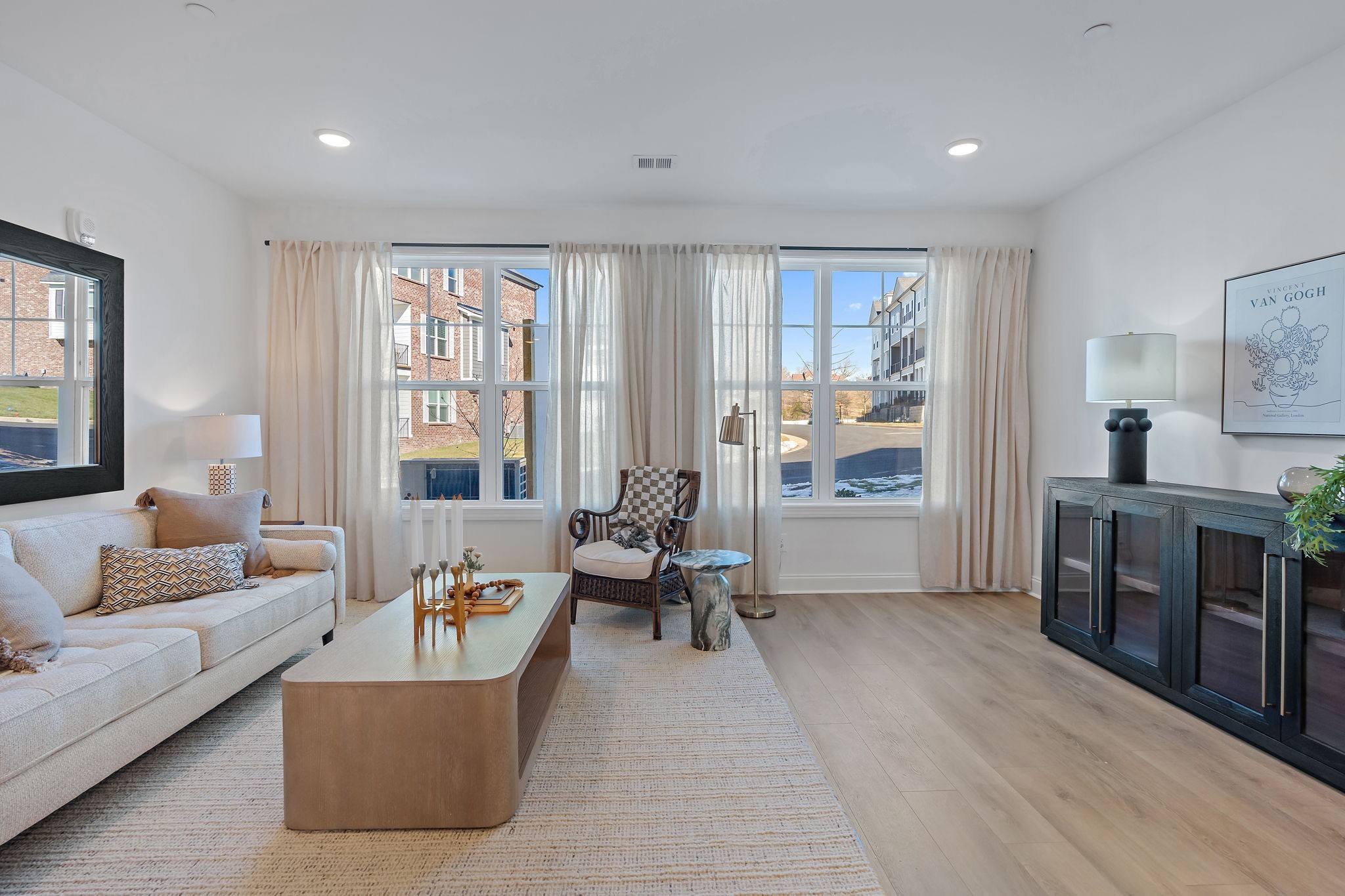 482 Portsdale Dr Unit: 4
