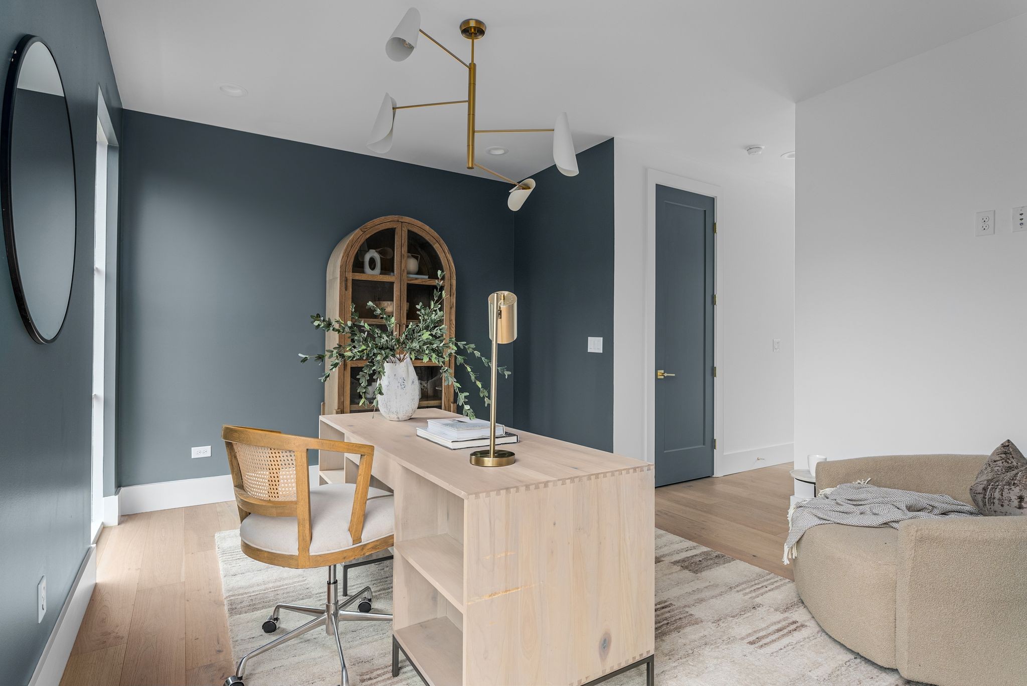 3718 West End Ave Unit: 2