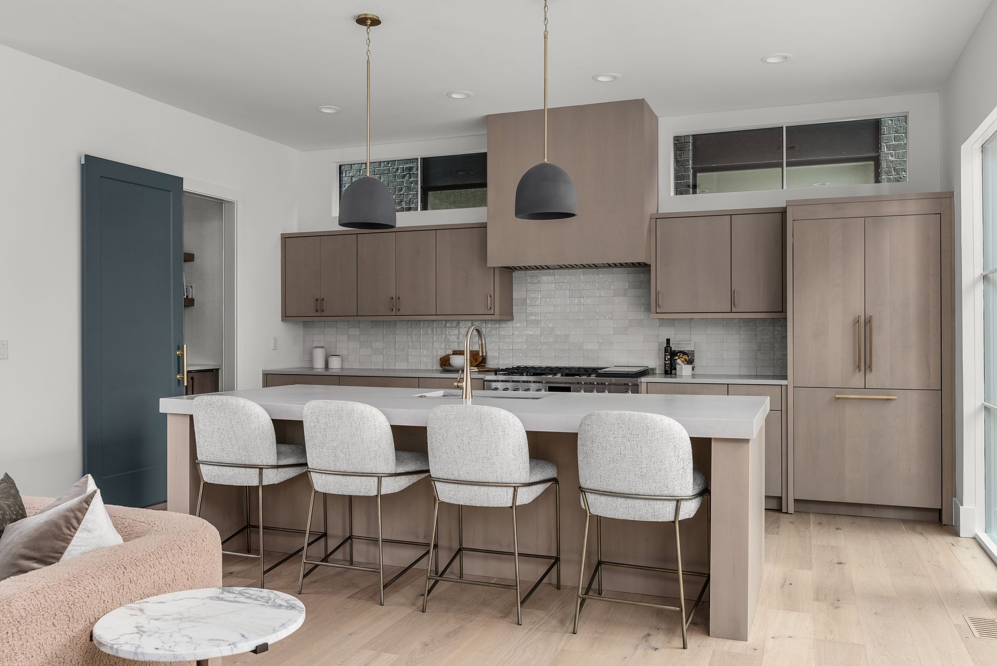 3718 West End Ave Unit: 2