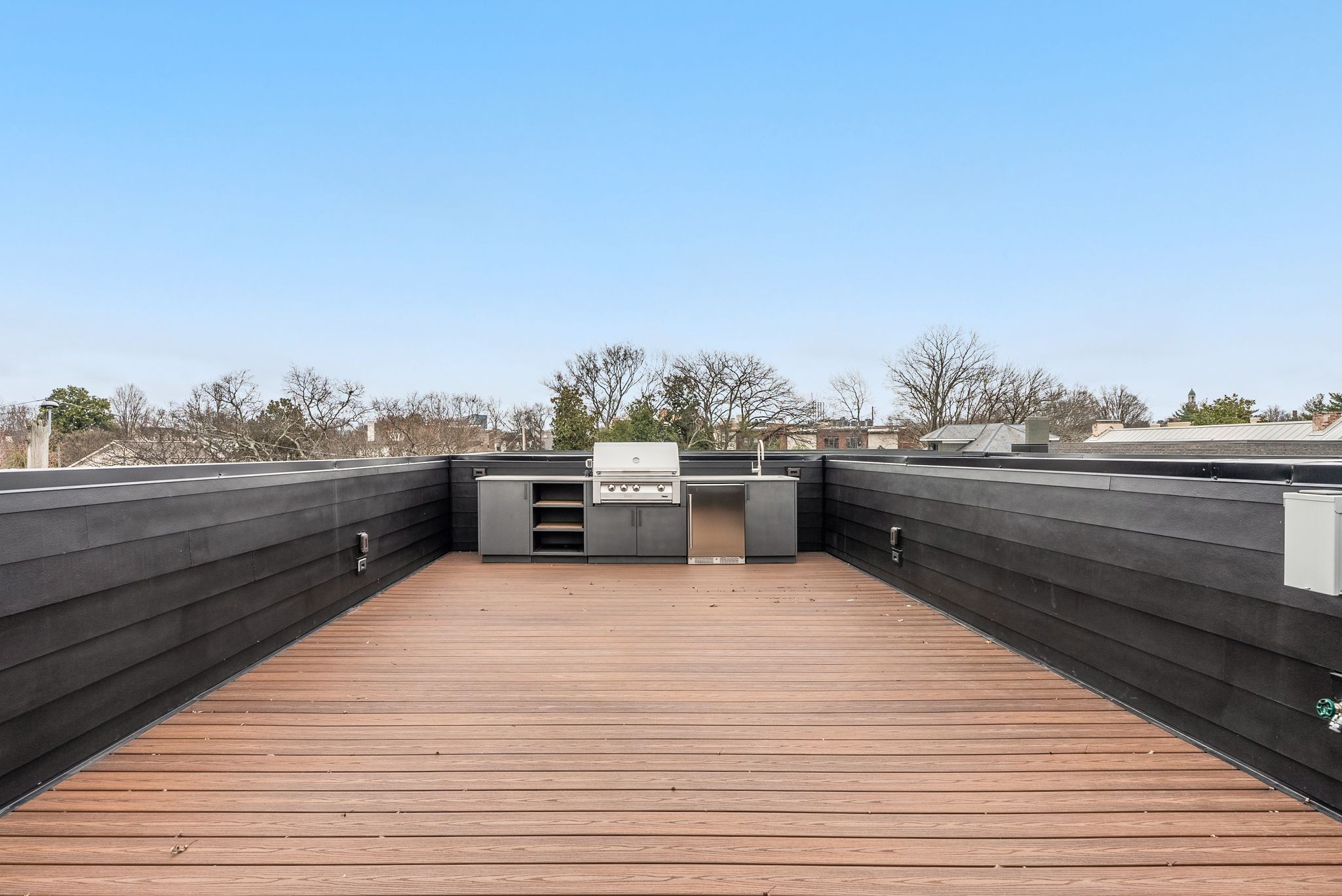 3718 West End Ave Unit: 2