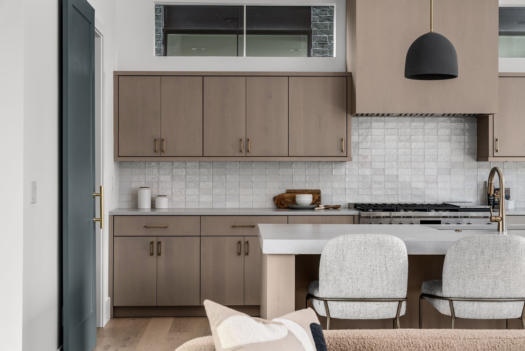 3718 West End Ave Unit: 2