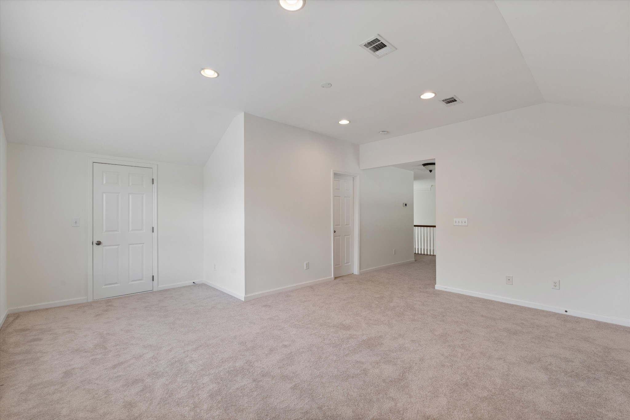 1063 Avery Trace Cir