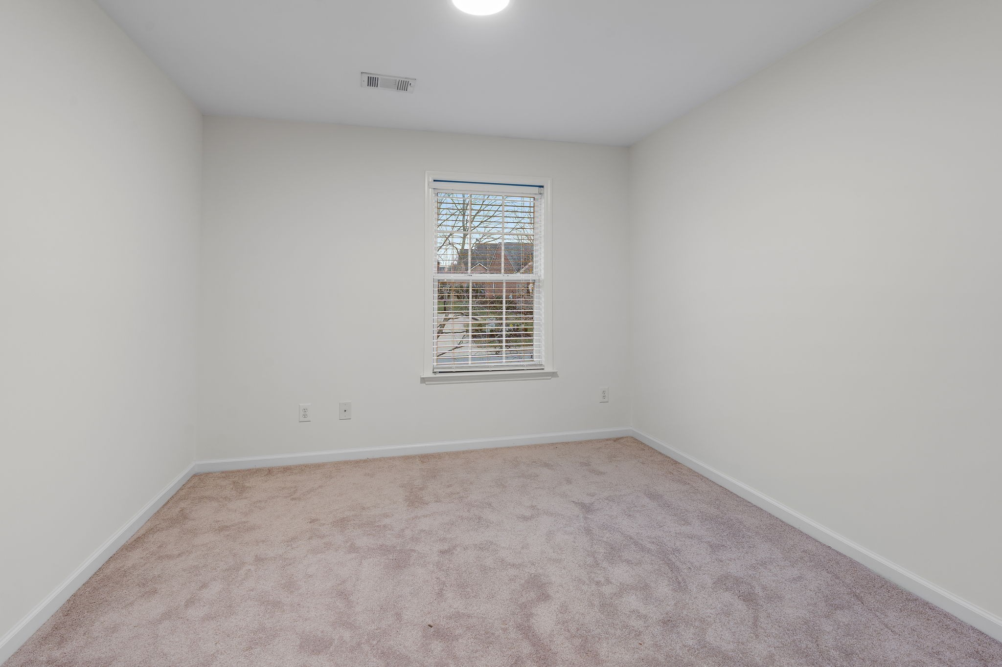 1063 Avery Trace Cir