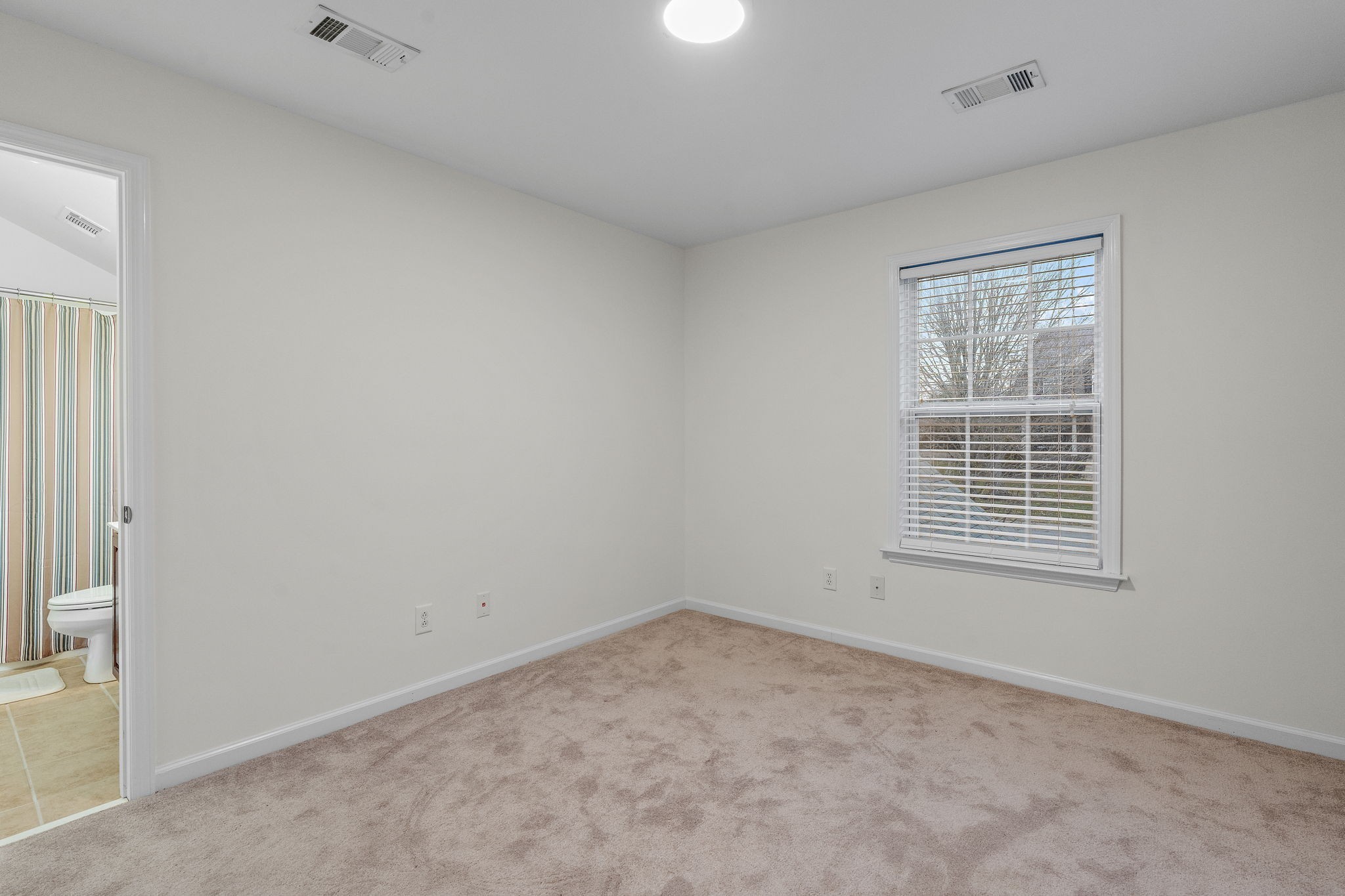 1063 Avery Trace Cir