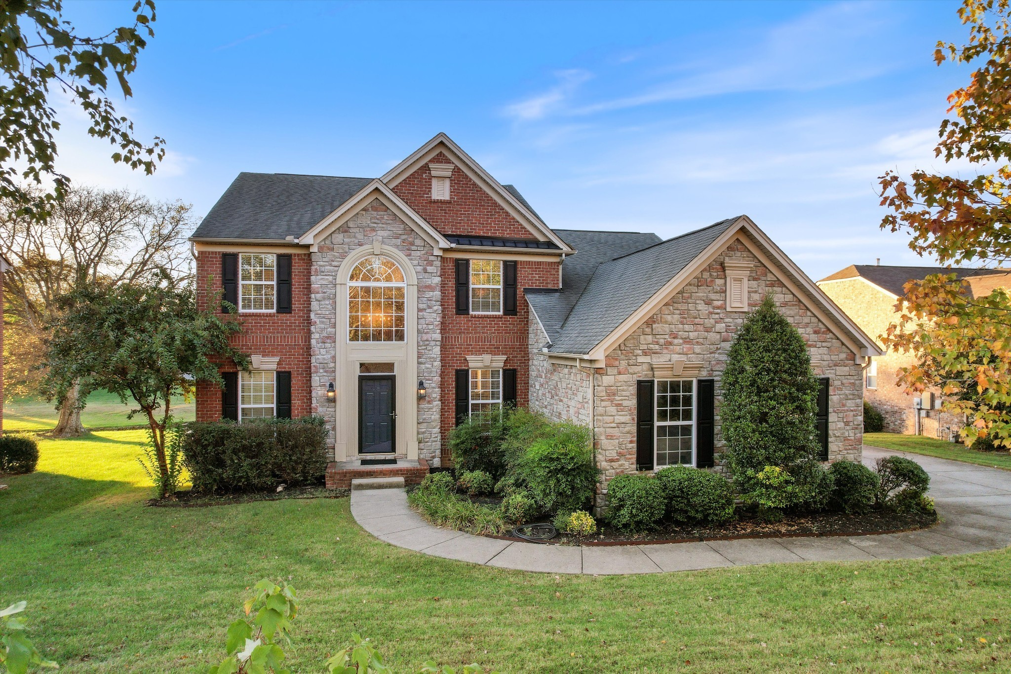 1063 Avery Trace Cir