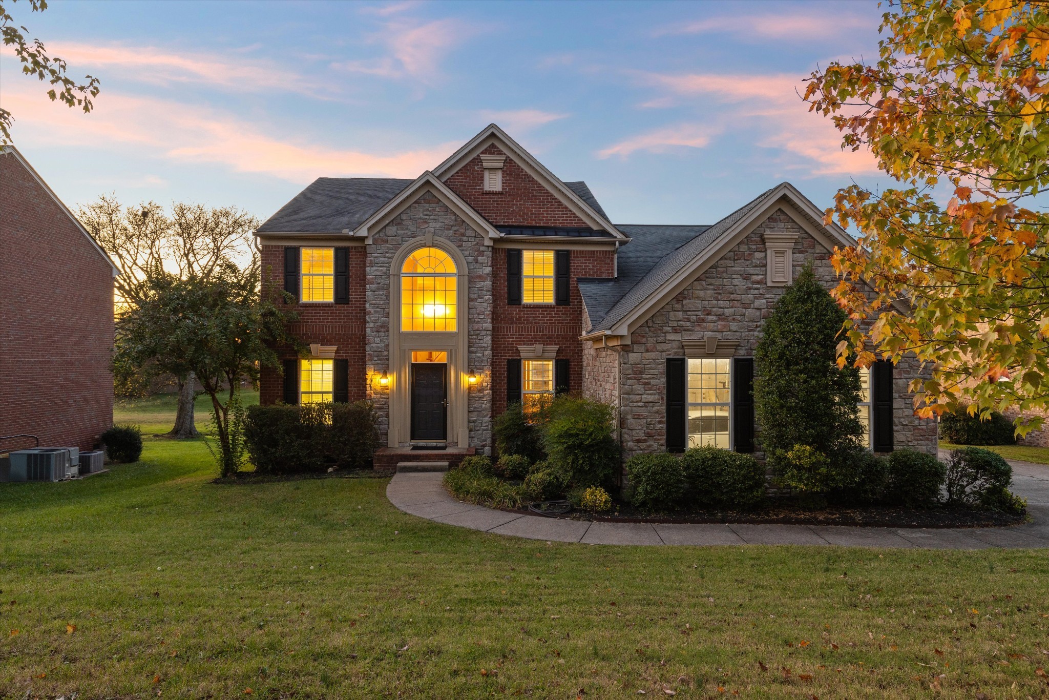 1063 Avery Trace Cir