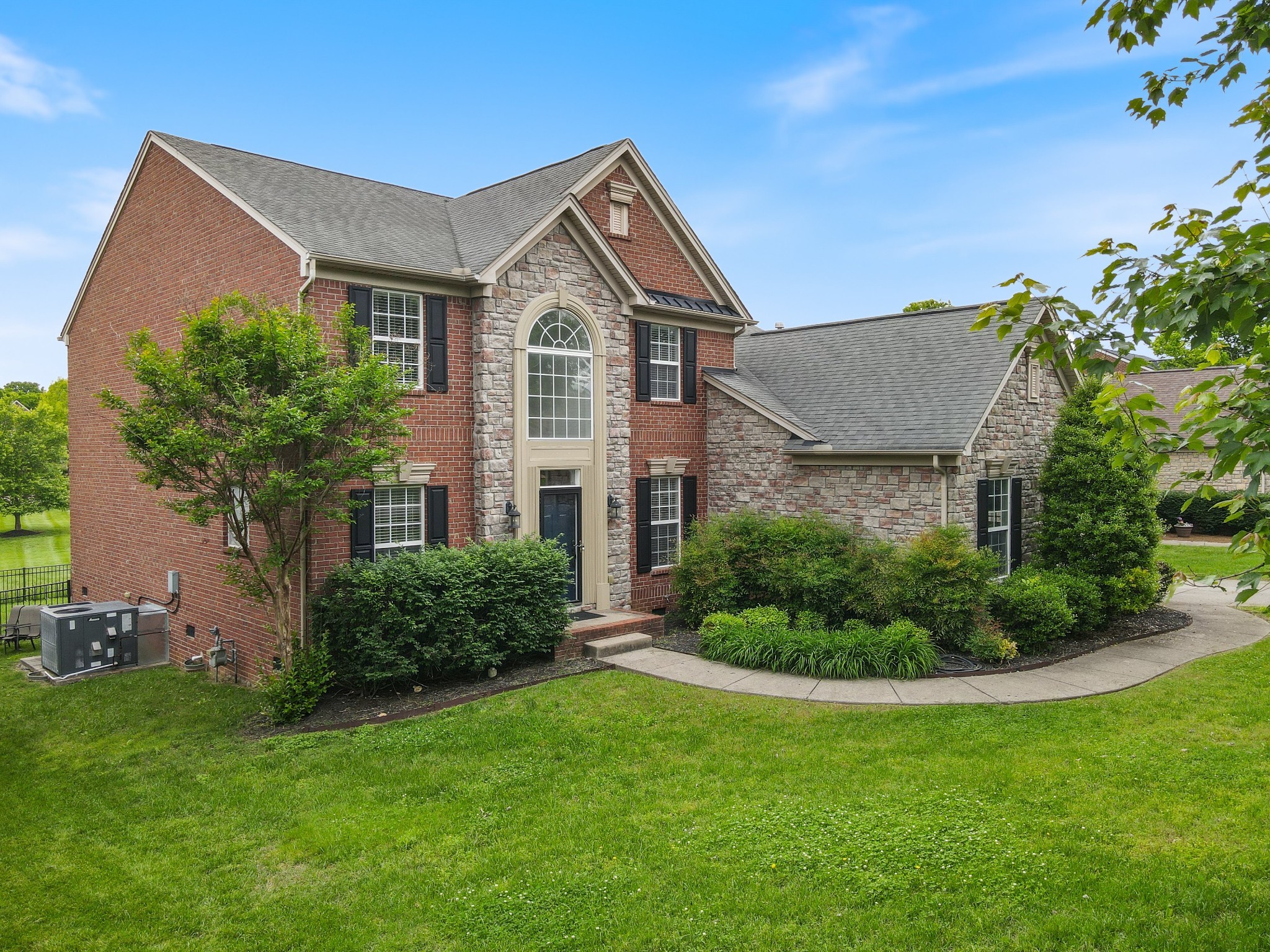 1063 Avery Trace Cir