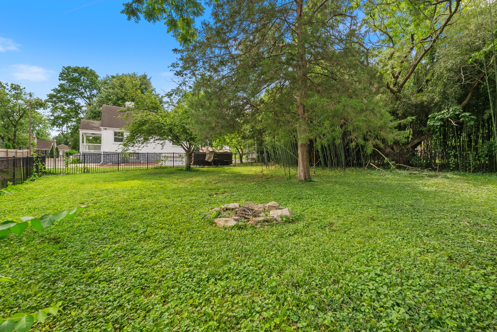 1305 Riverwood Dr