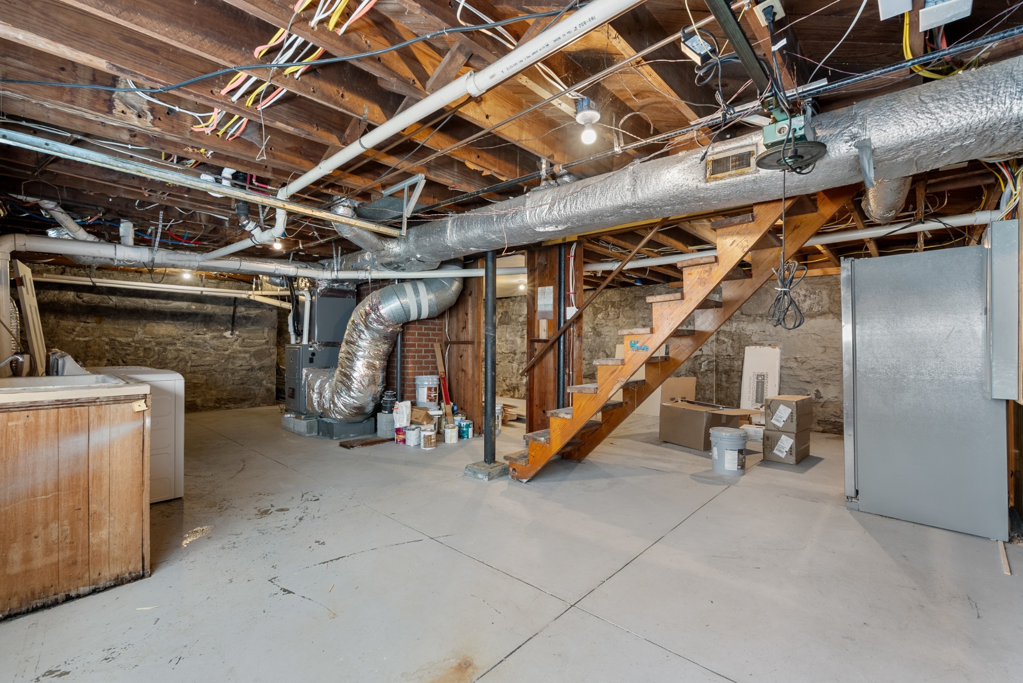 1305 Riverwood Dr