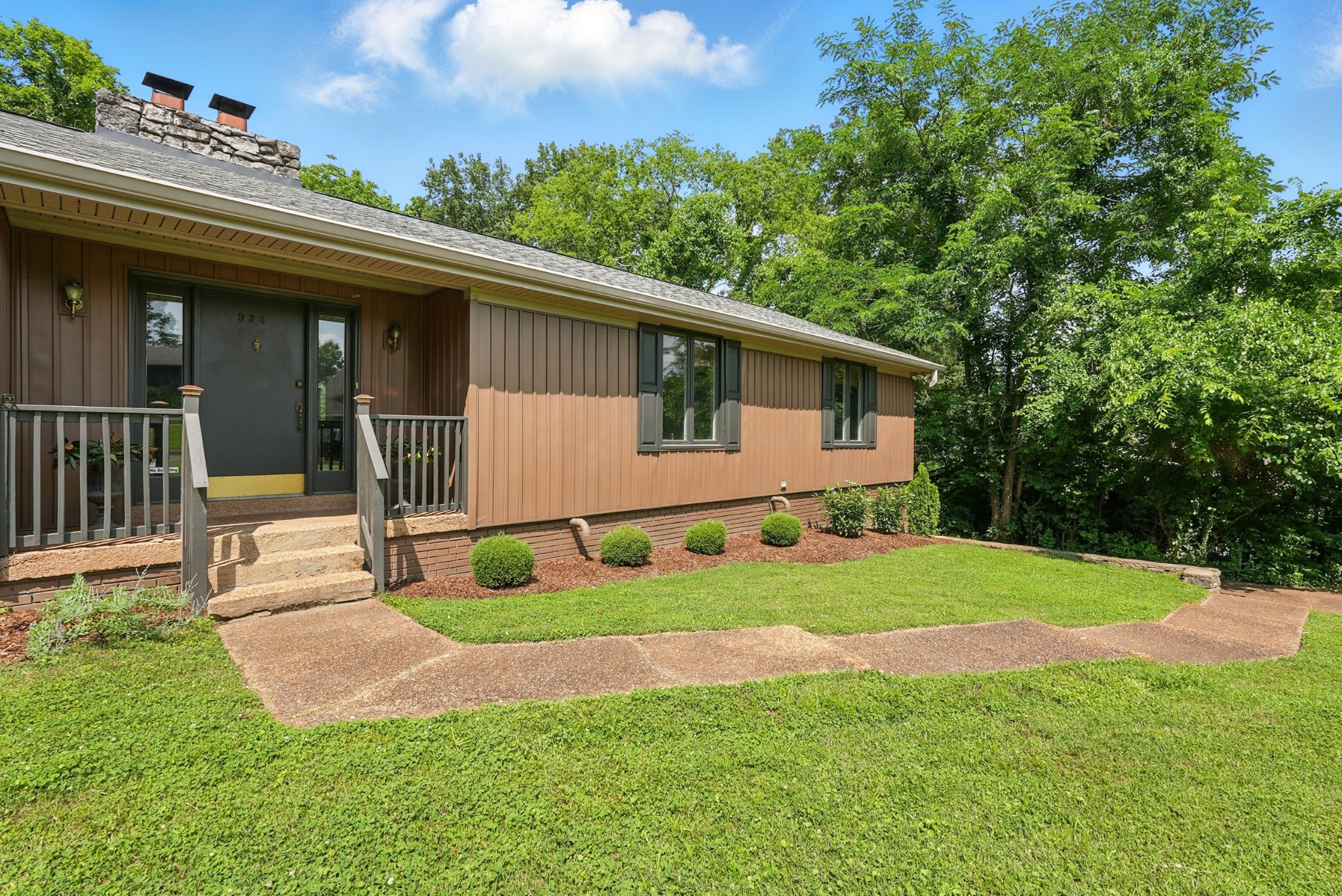 934 Giant Oak Dr