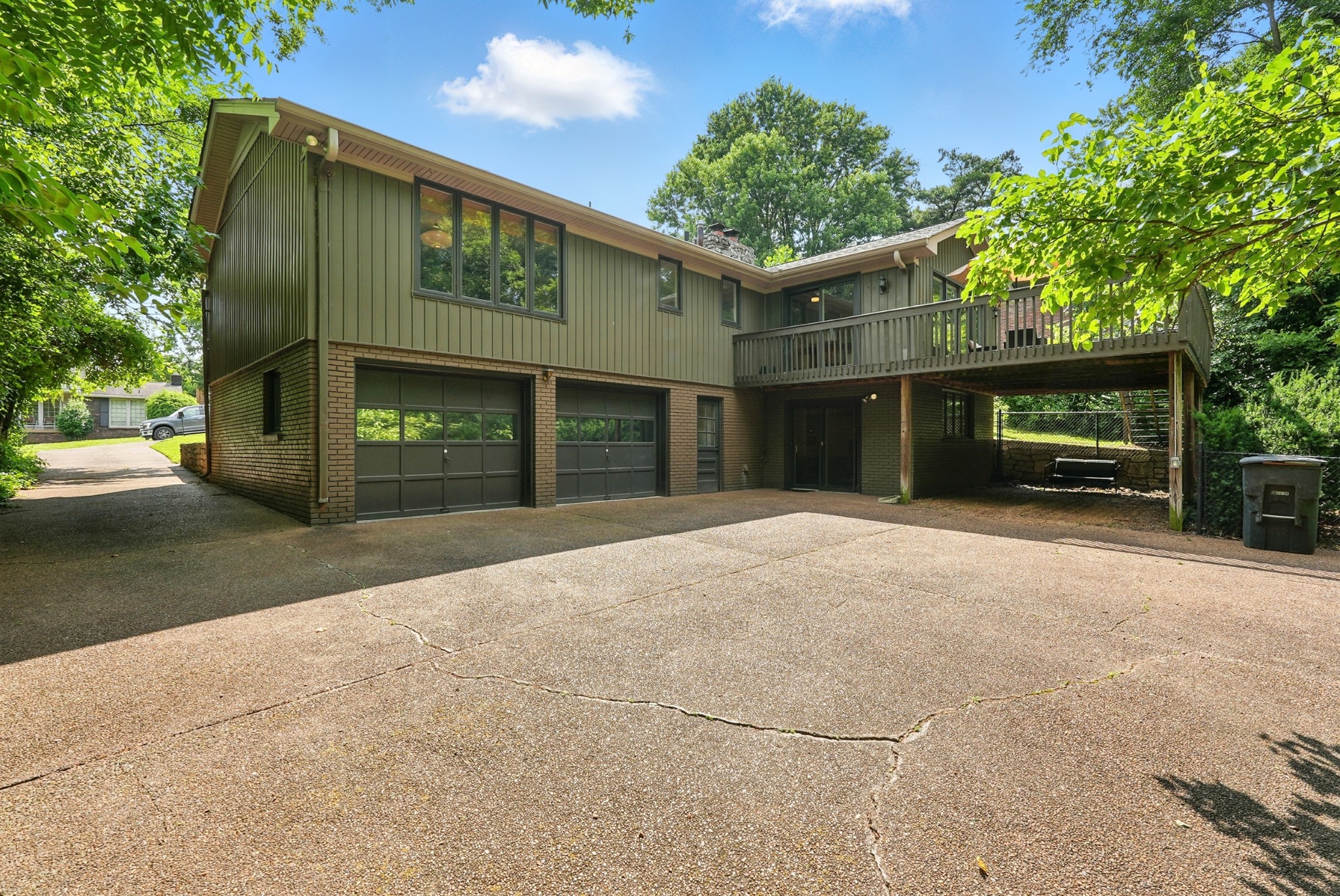 934 Giant Oak Dr