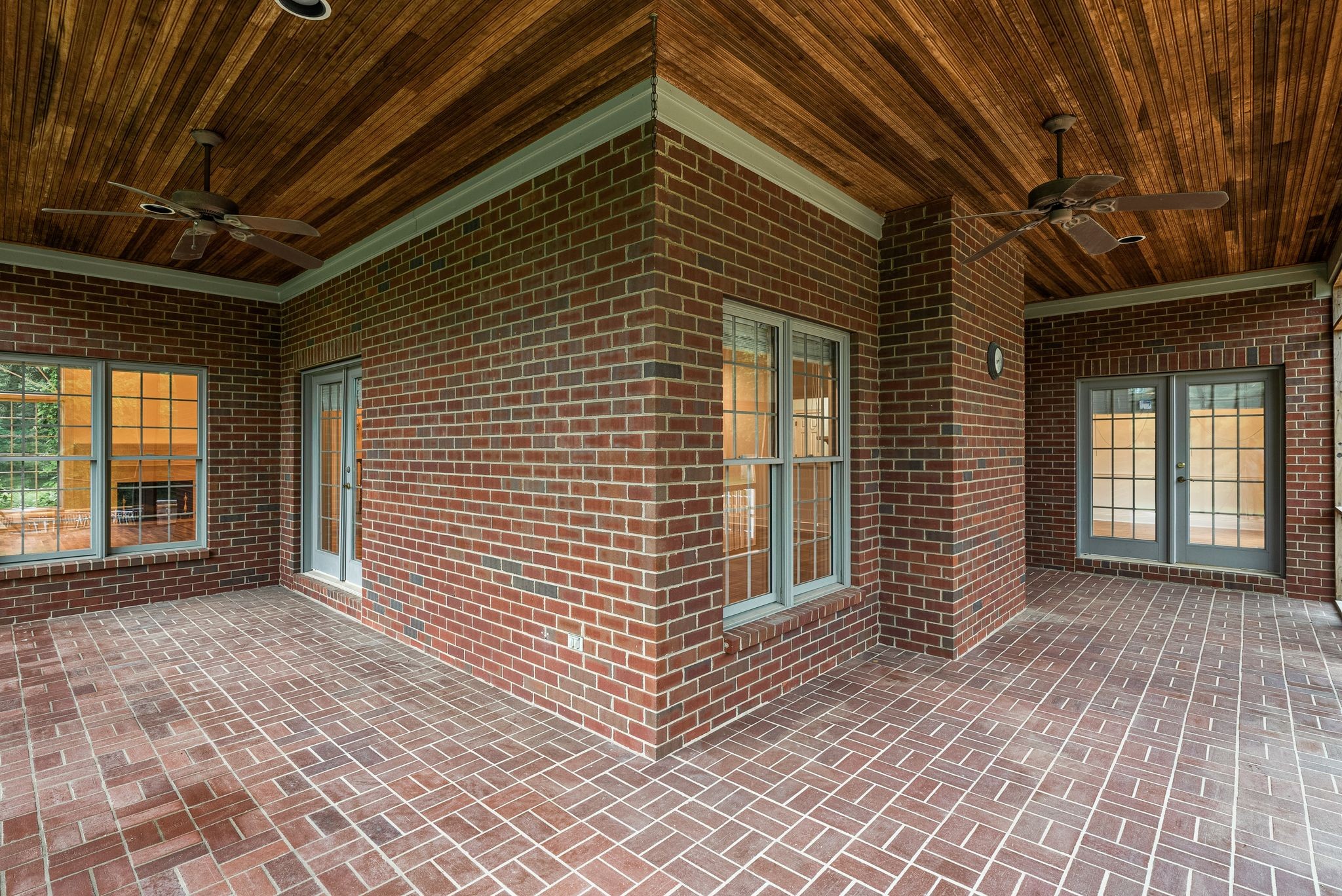 1018 Jensen Ln