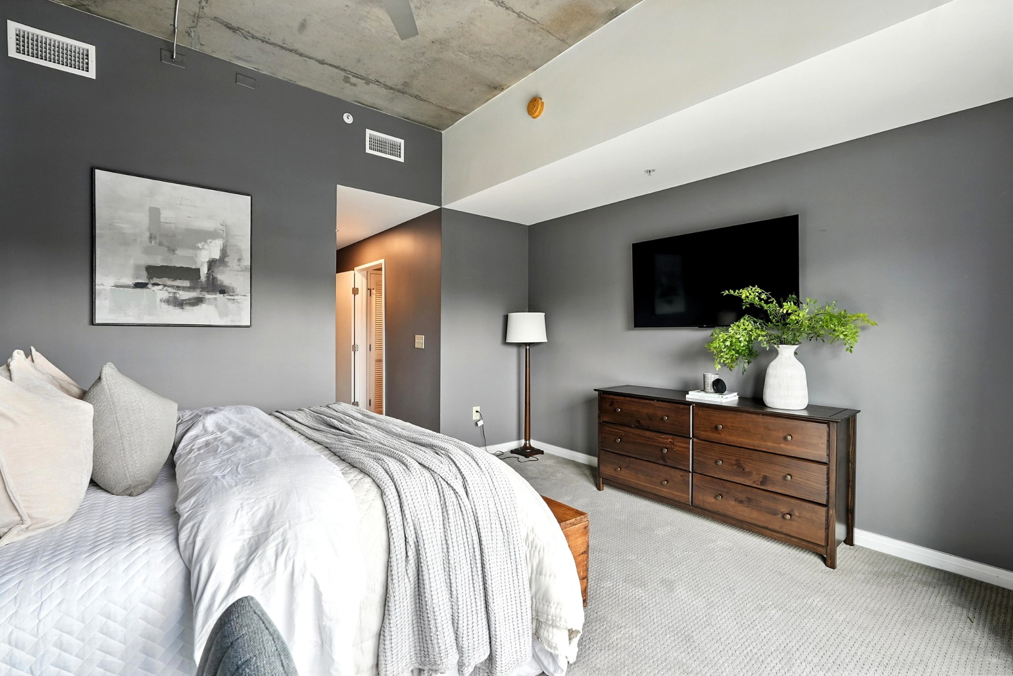 1101 18th Ave, S Unit: 202