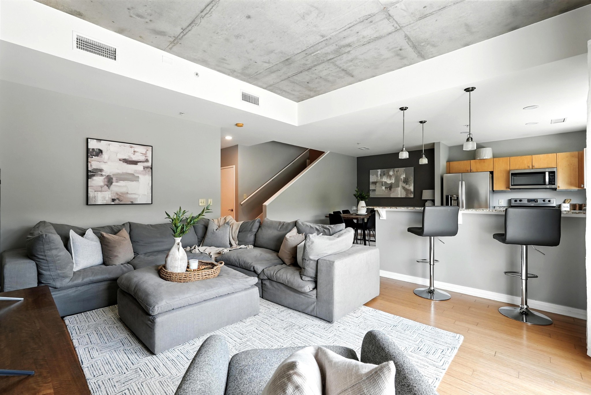 1101 18th Ave, S Unit: 202