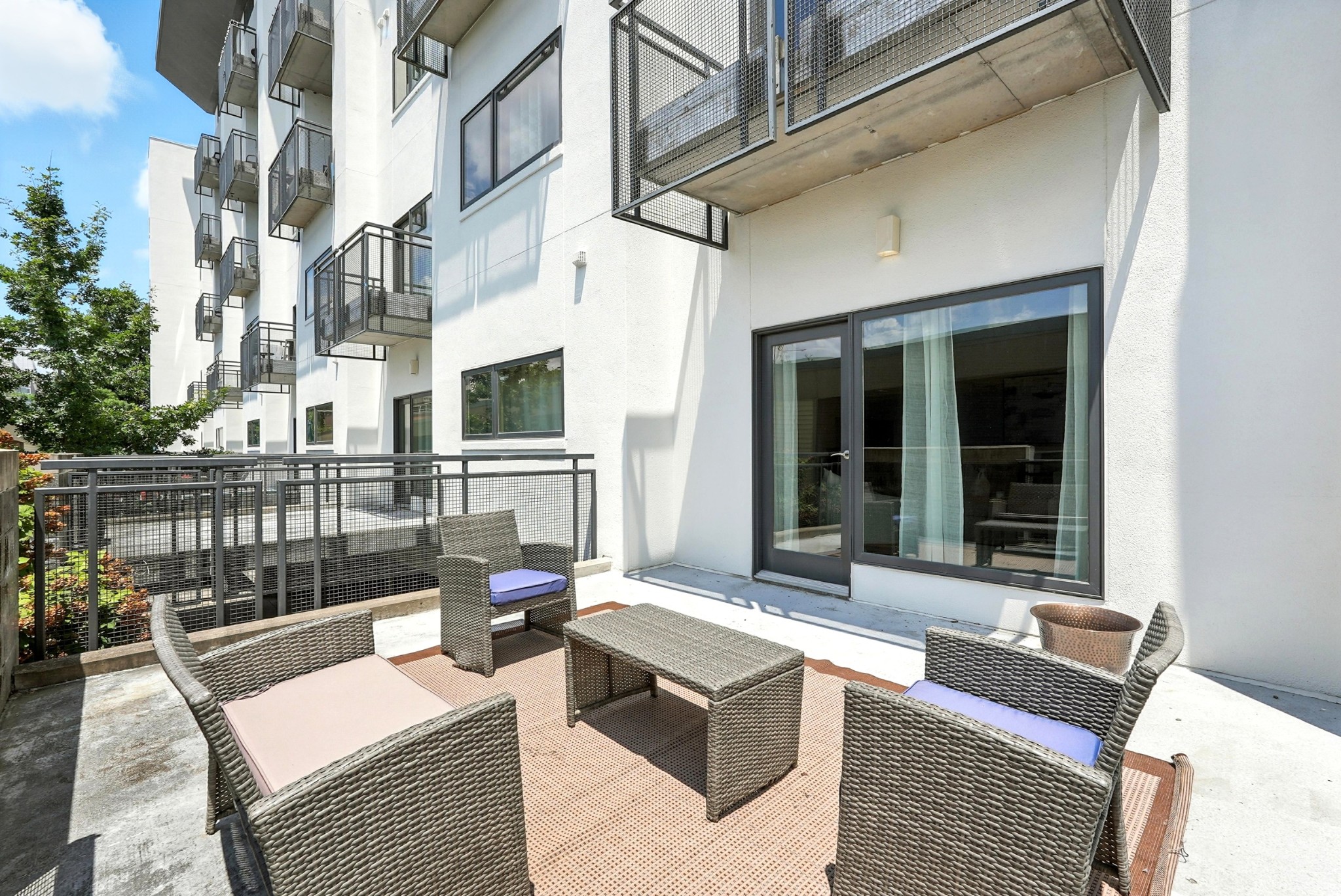 1101 18th Ave, S Unit: 202
