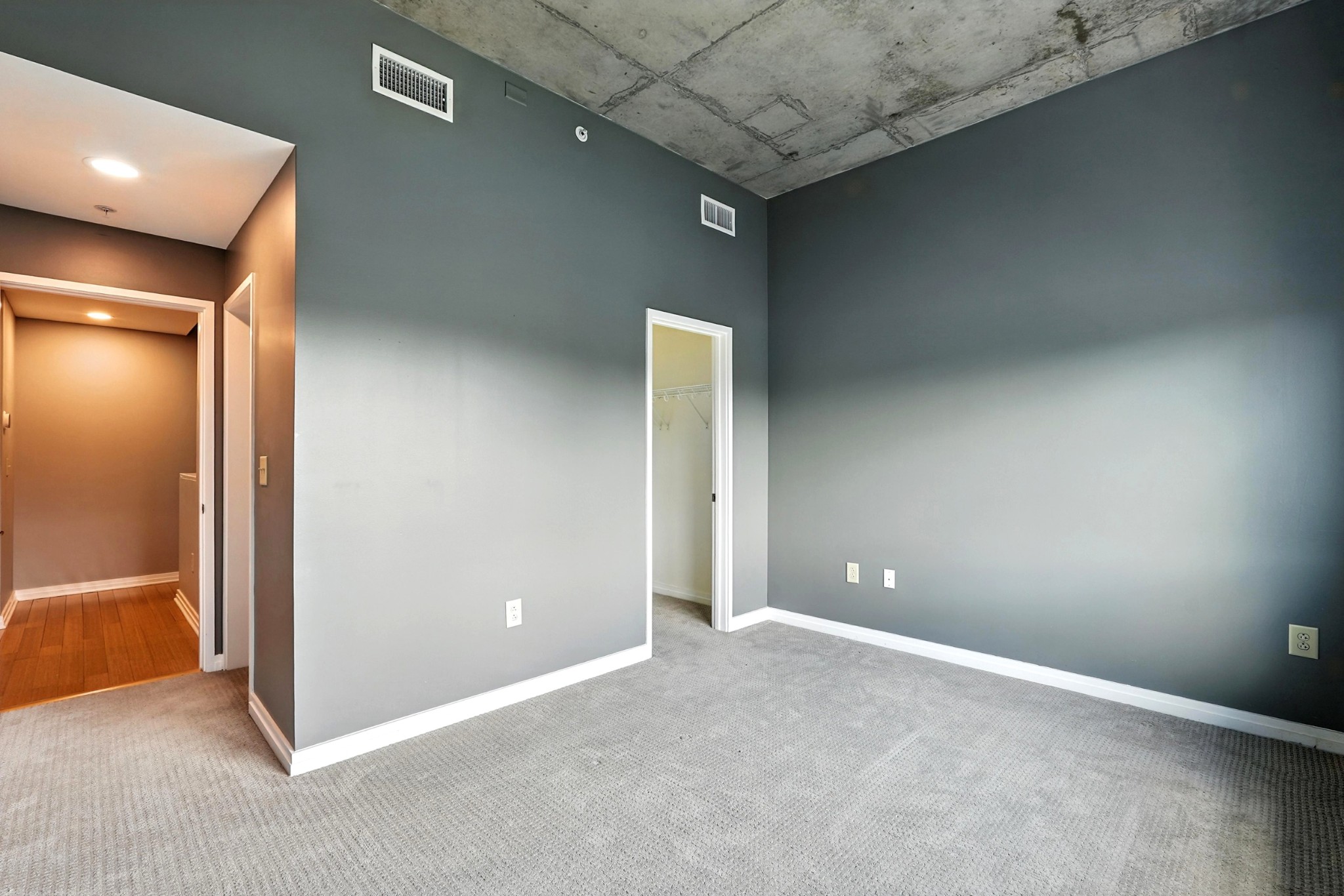1101 18th Ave, S Unit: 202