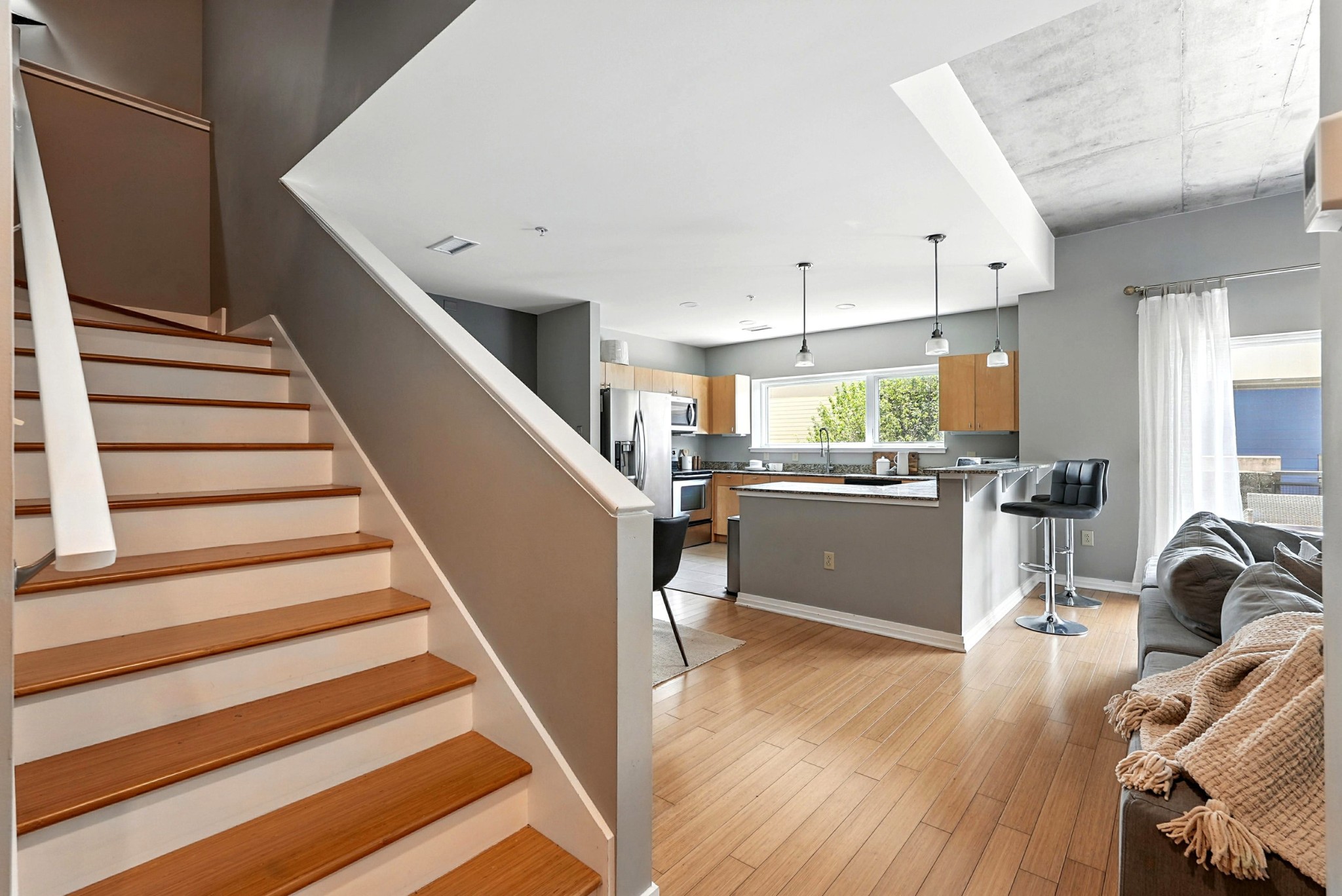 1101 18th Ave, S Unit: 202