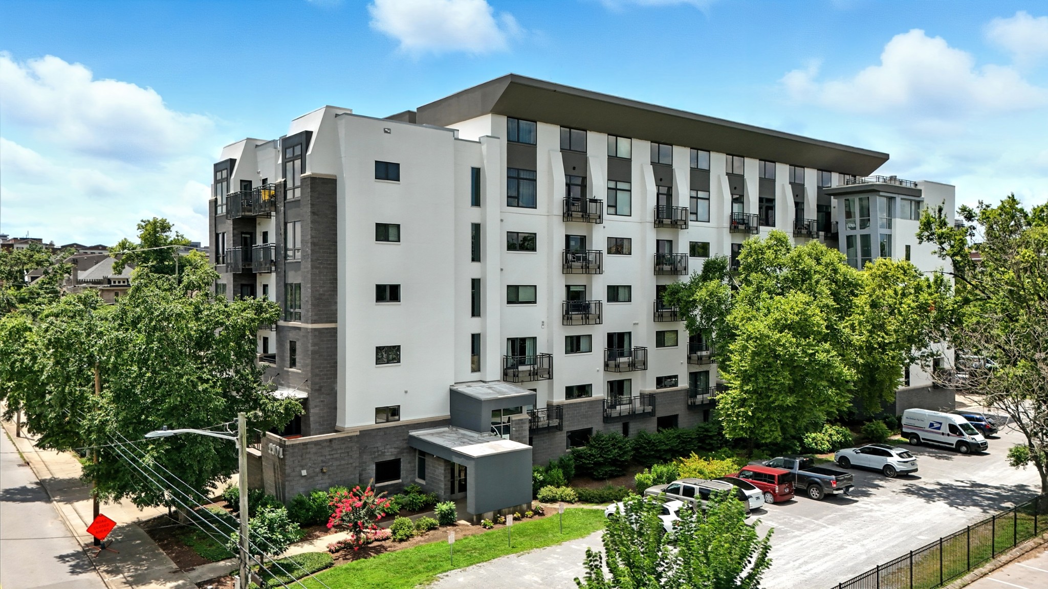 1101 18th Ave, S Unit: 202