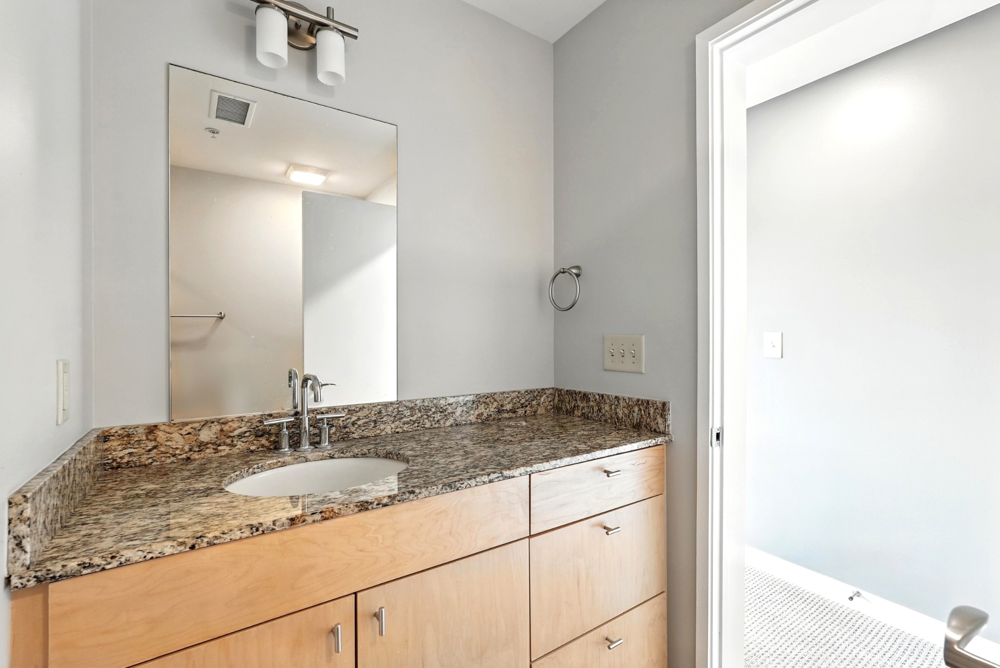 1101 18th Ave, S Unit: 202