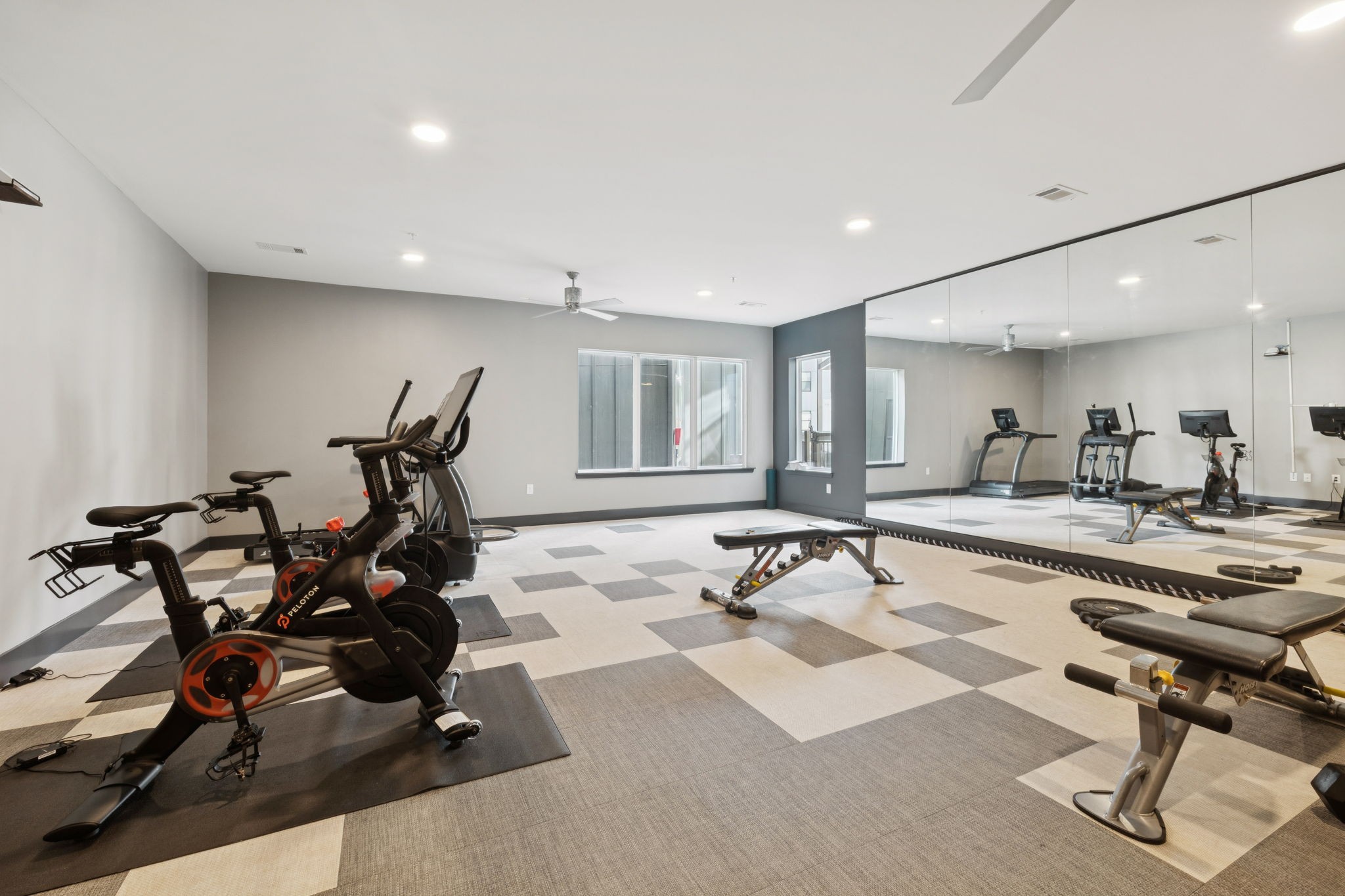 1677 54th Ave, N Unit: 403
