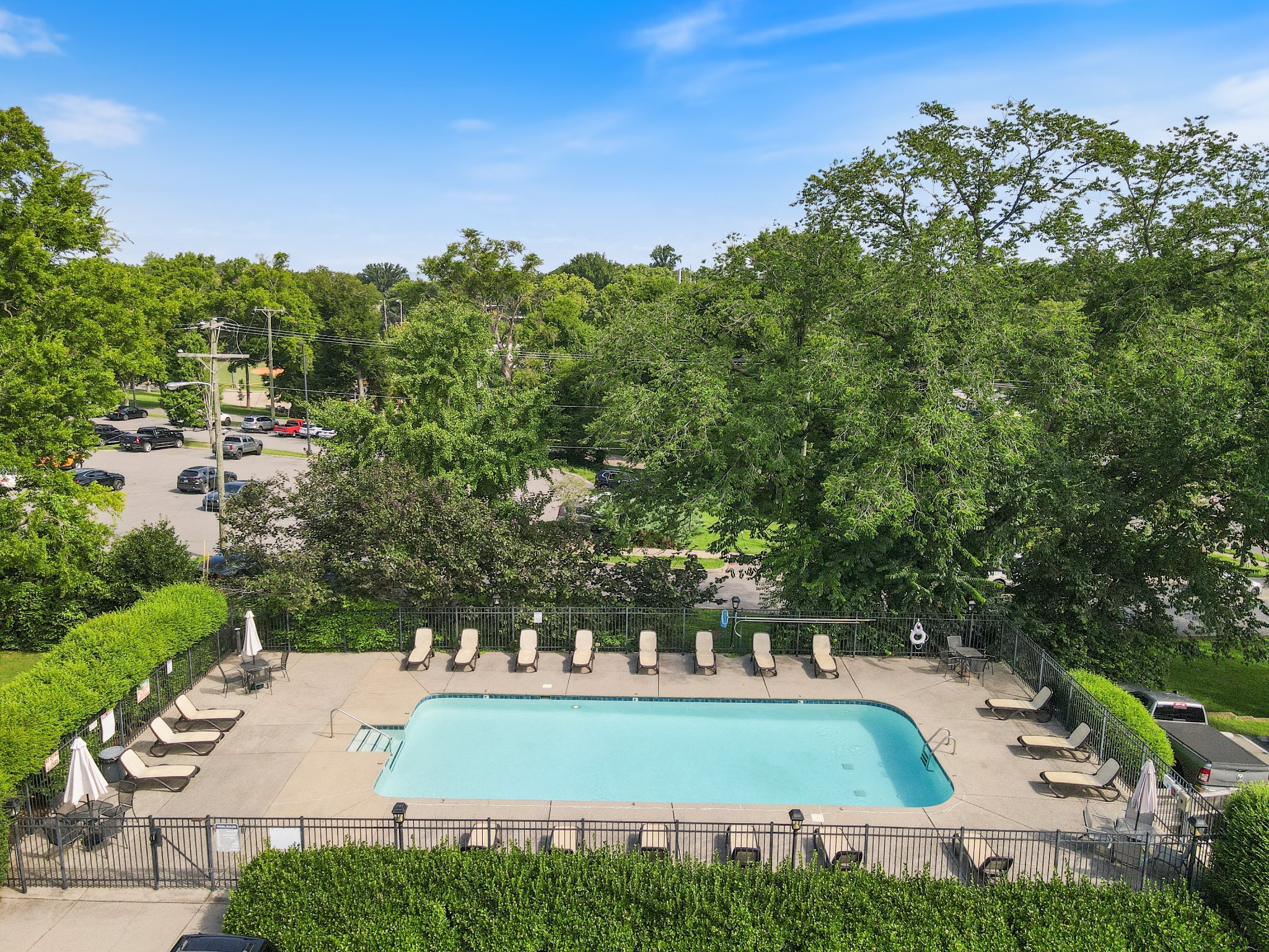 4425 Westlawn Dr Unit: B305