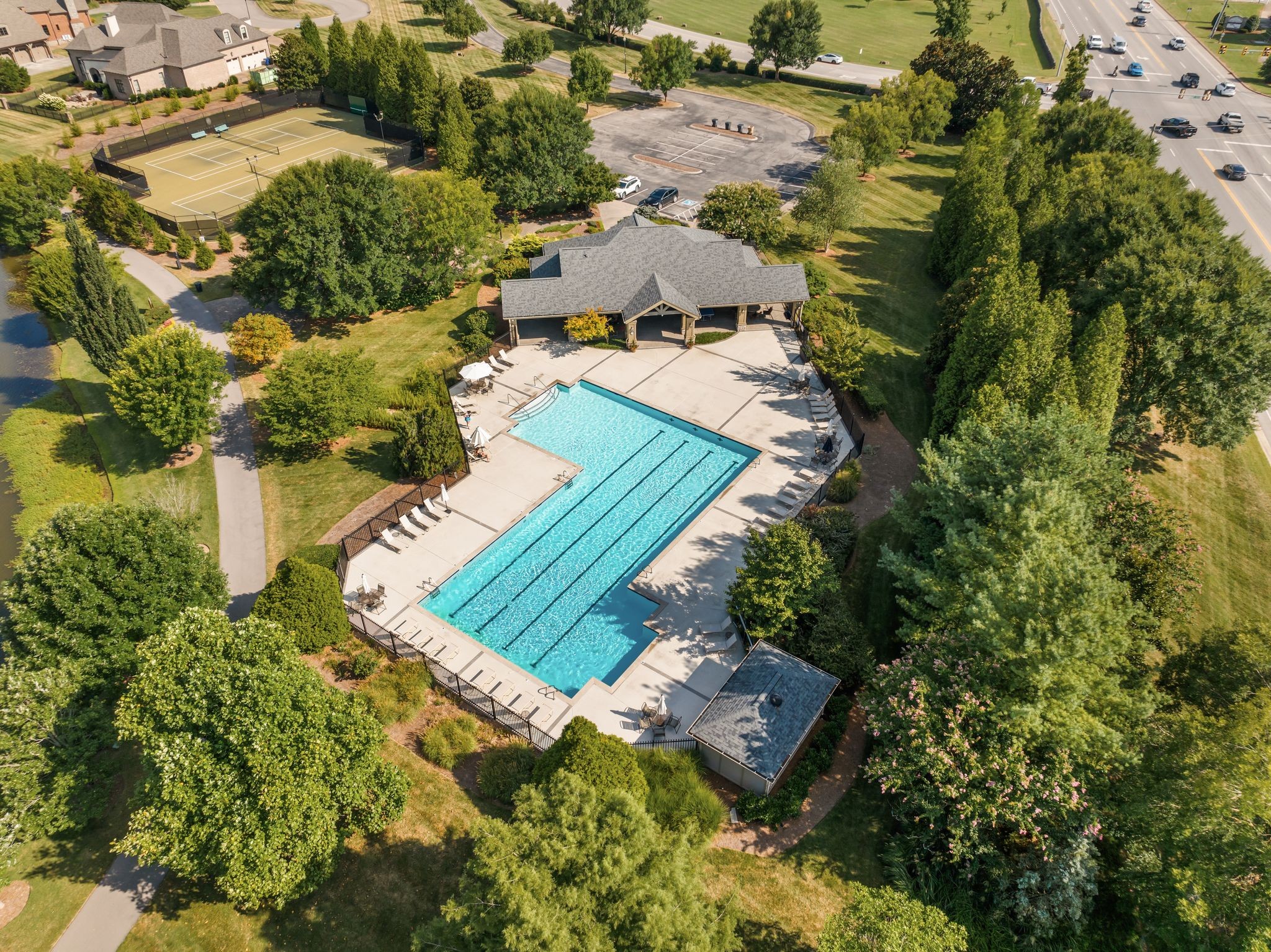 805 Legends Glen Ct