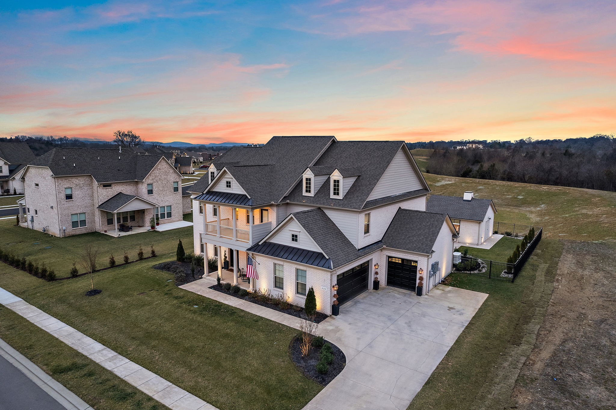 3125 Chase Point Dr