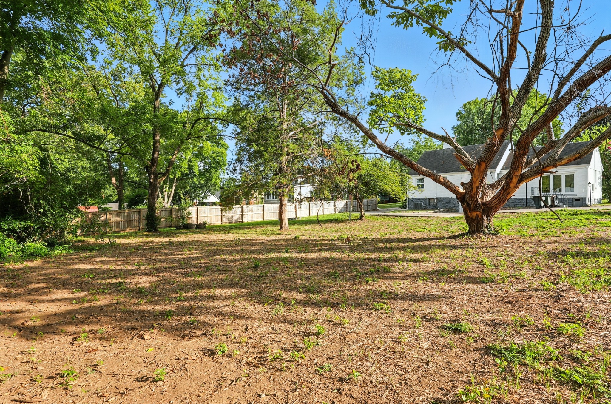 1305 Riverwood Dr