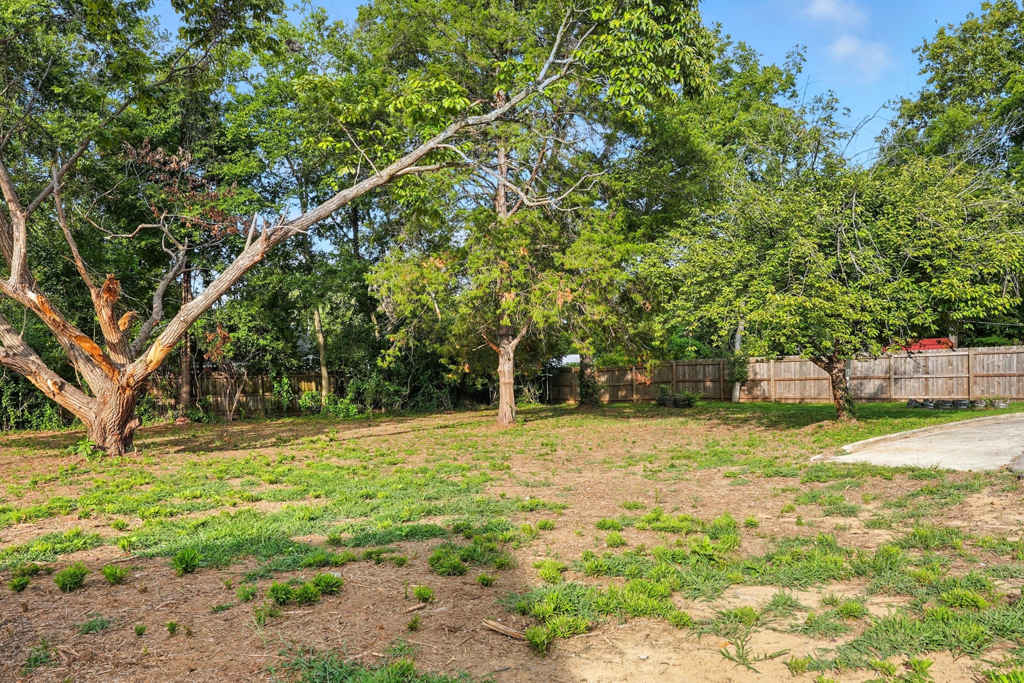 1305 Riverwood Dr