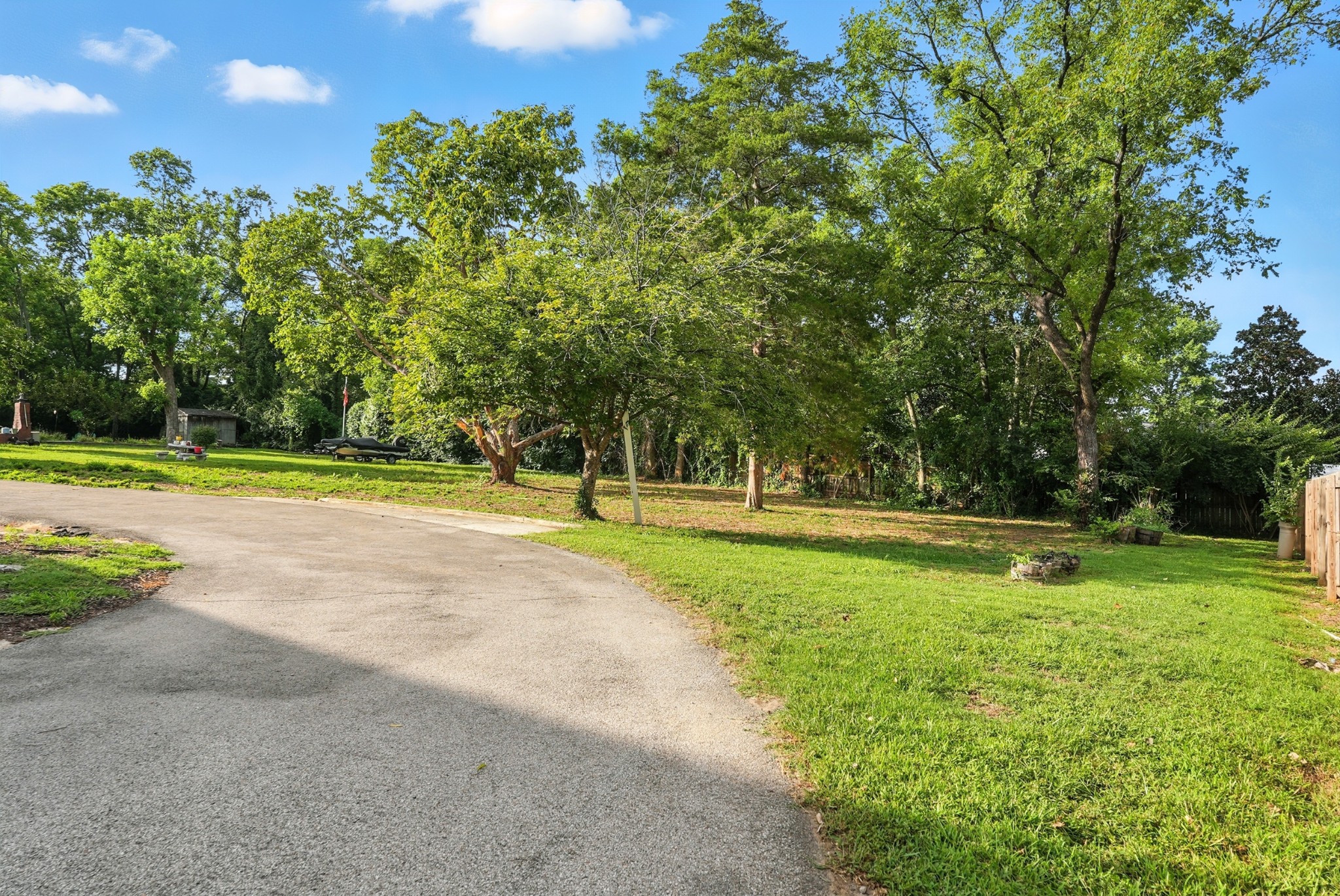 1305 Riverwood Dr